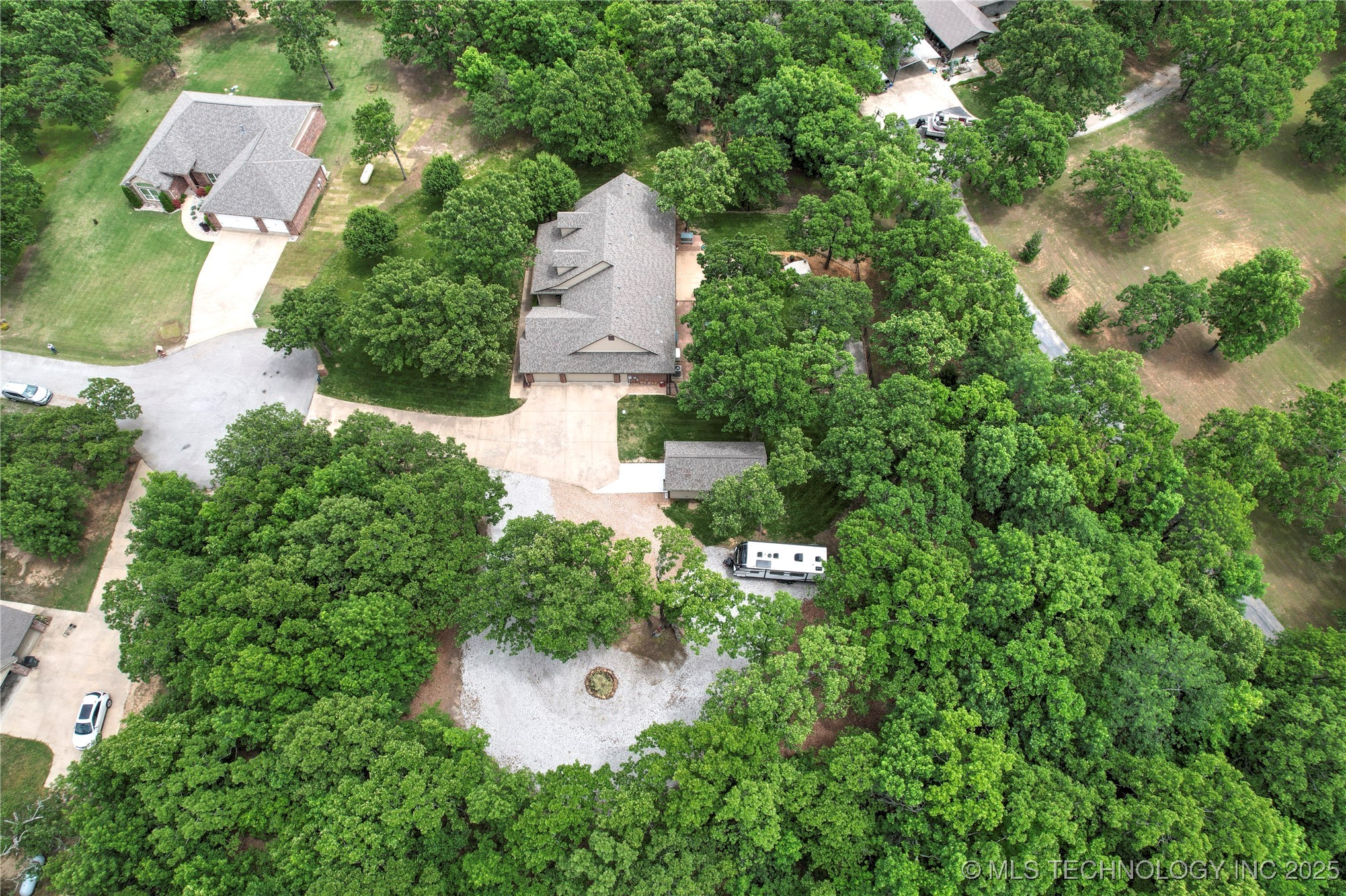 3341 Legacy Place Property Photo 31