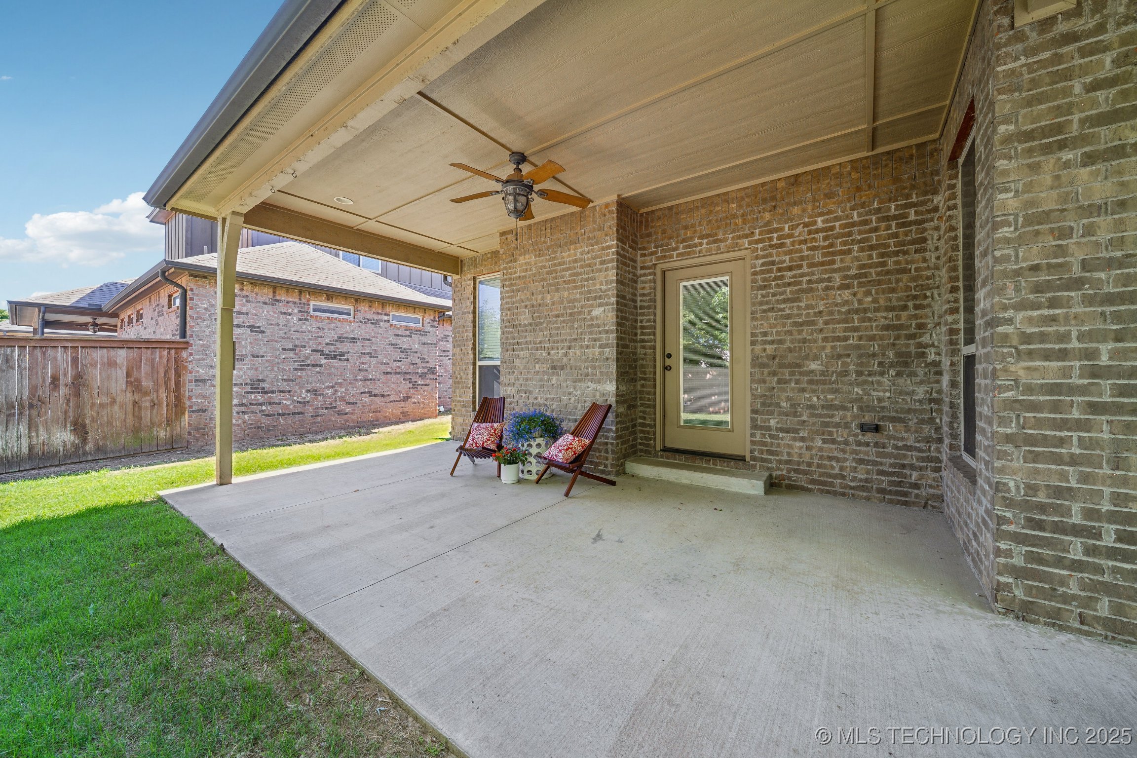 10235 S 96th East Place Property Photo 41