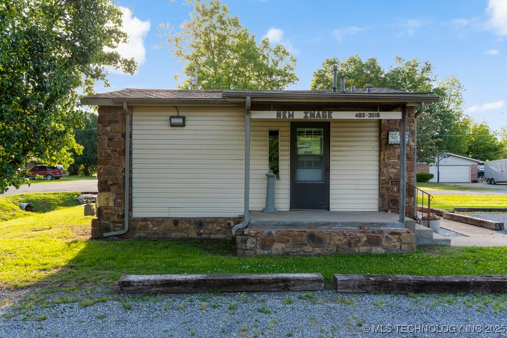 1401 S Mcquarrie Avenue Property Photo
