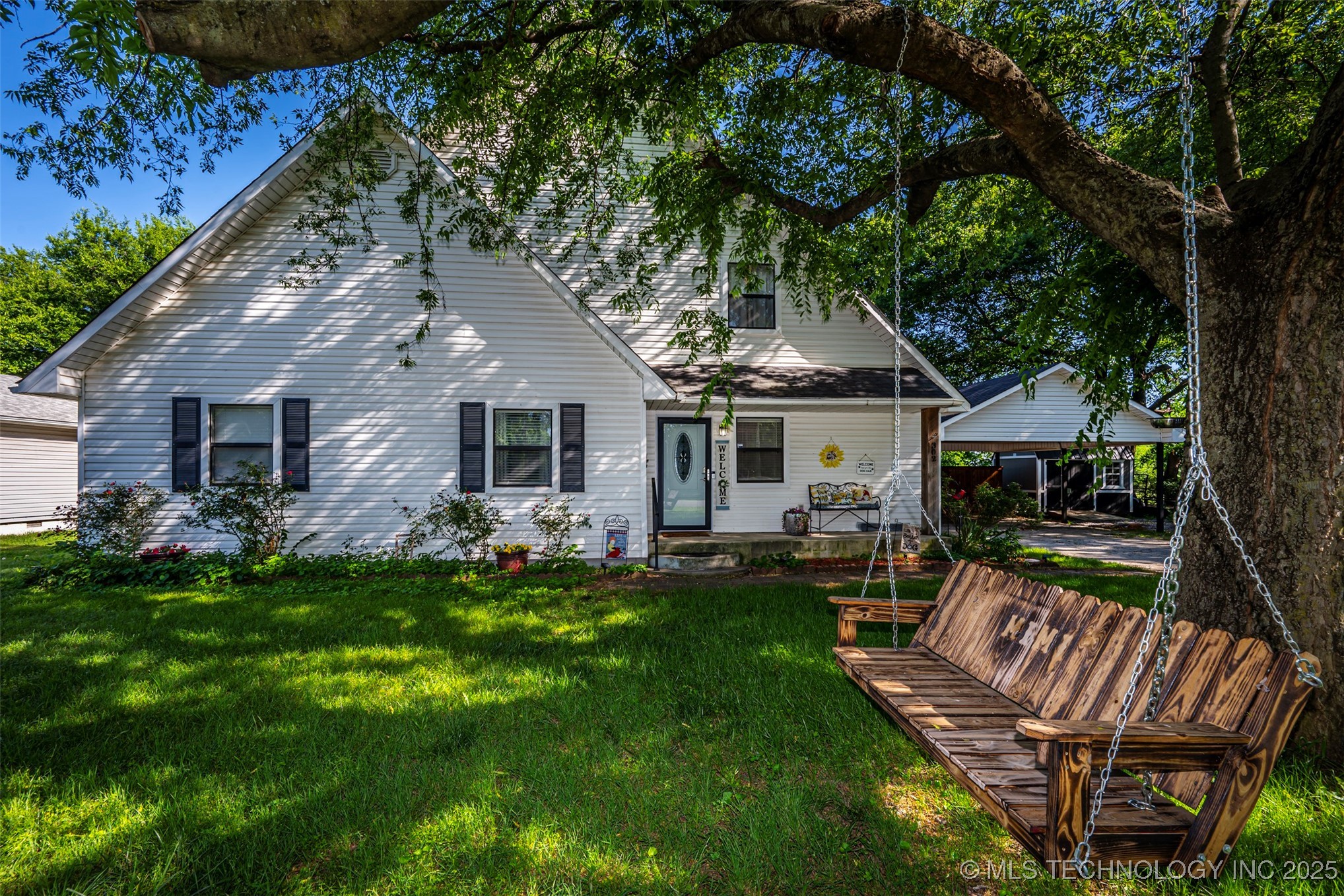 302 E Allen Property Photo