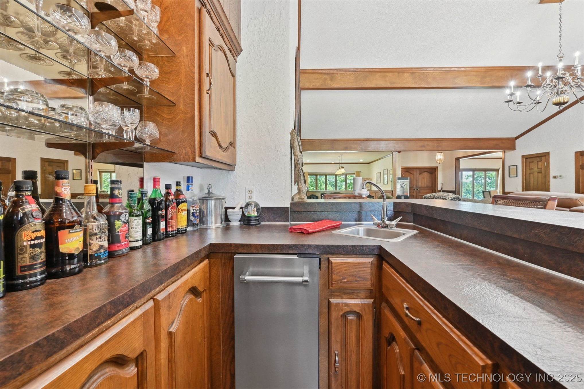 2956 E 69th Street Property Photo 16