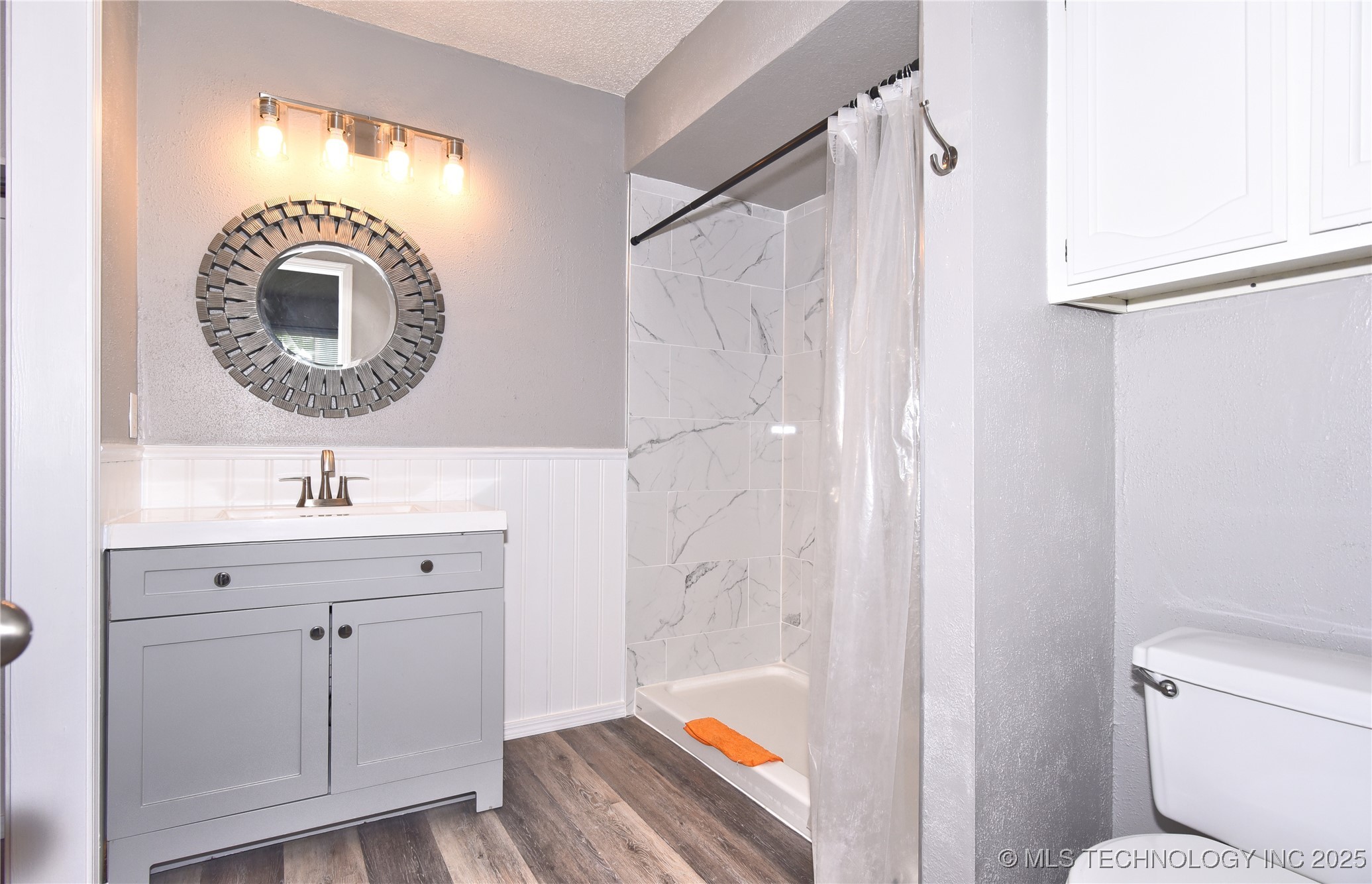 1339 E 138th Place Property Photo 15