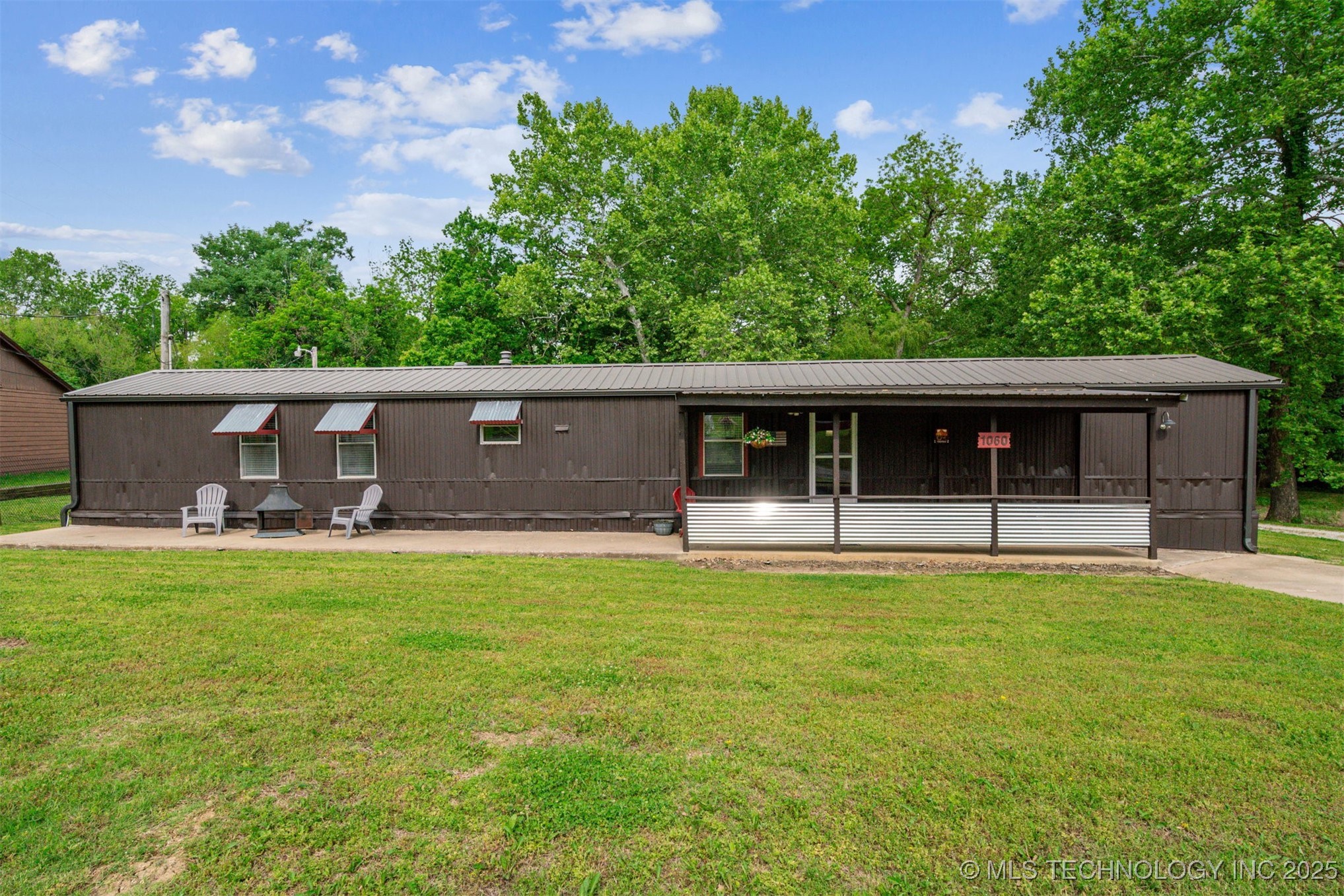 1060 N Stockman Road Property Photo