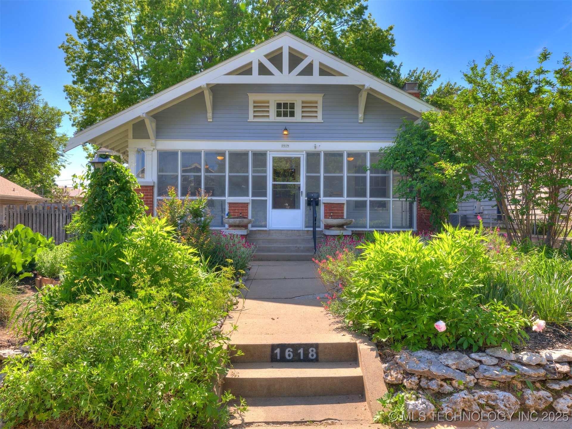 1618 S Rockford Avenue Property Photo 1