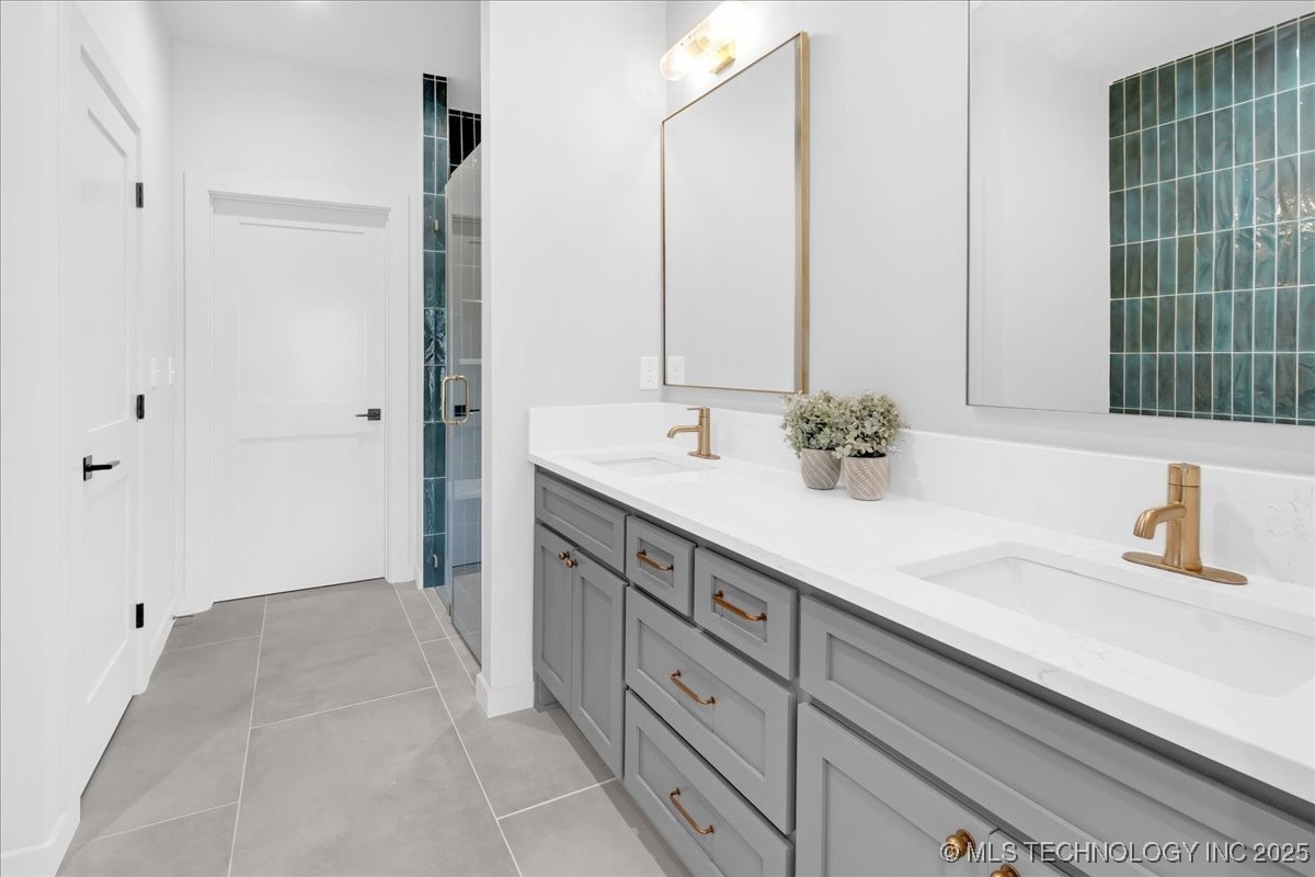 507 S Cedar Avenue Property Photo 36