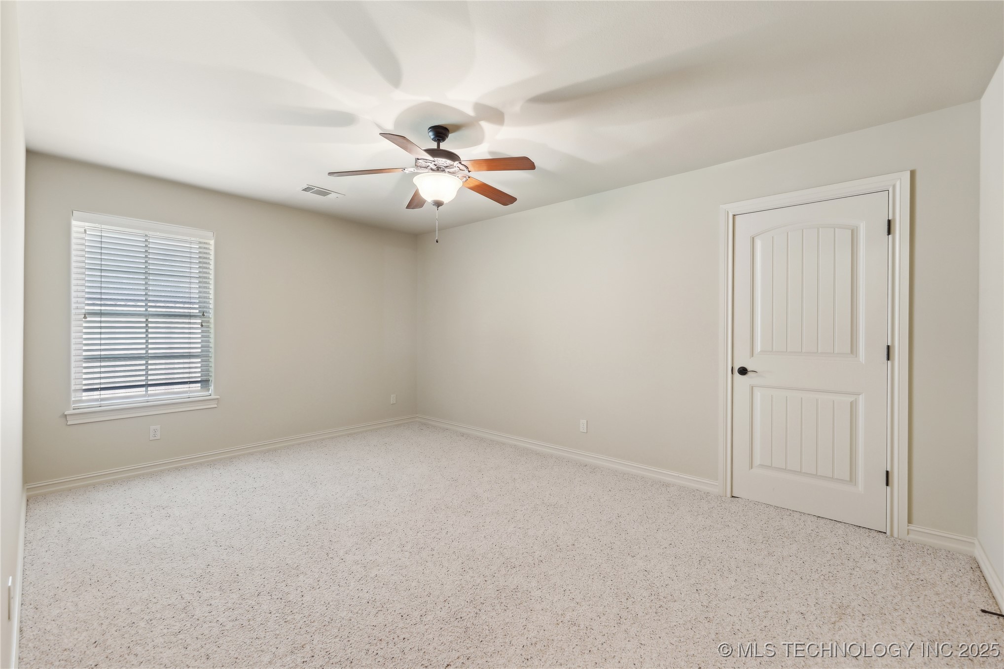 11827 S Oswego Avenue Property Photo 29