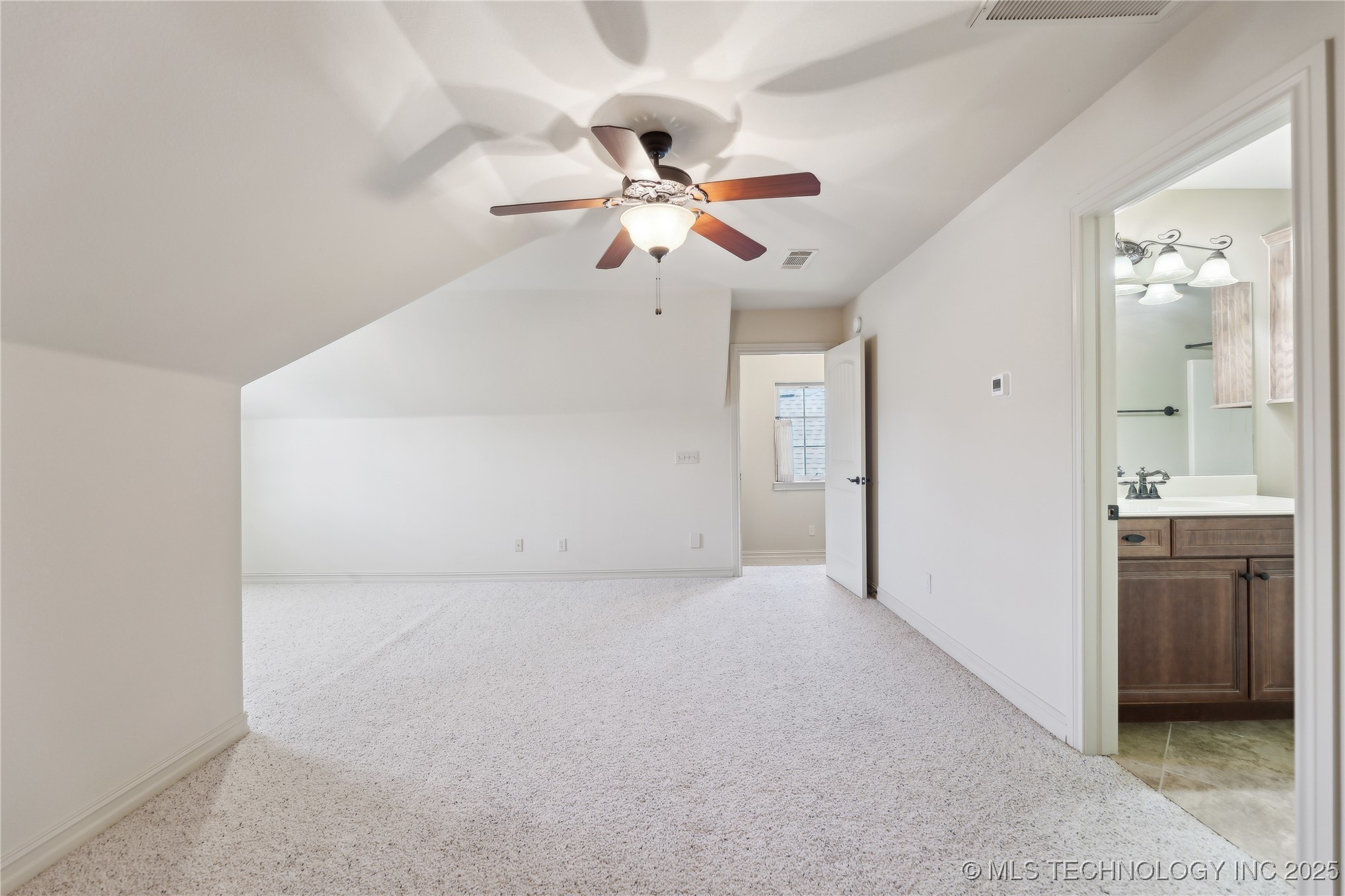 11827 S Oswego Avenue Property Photo 31
