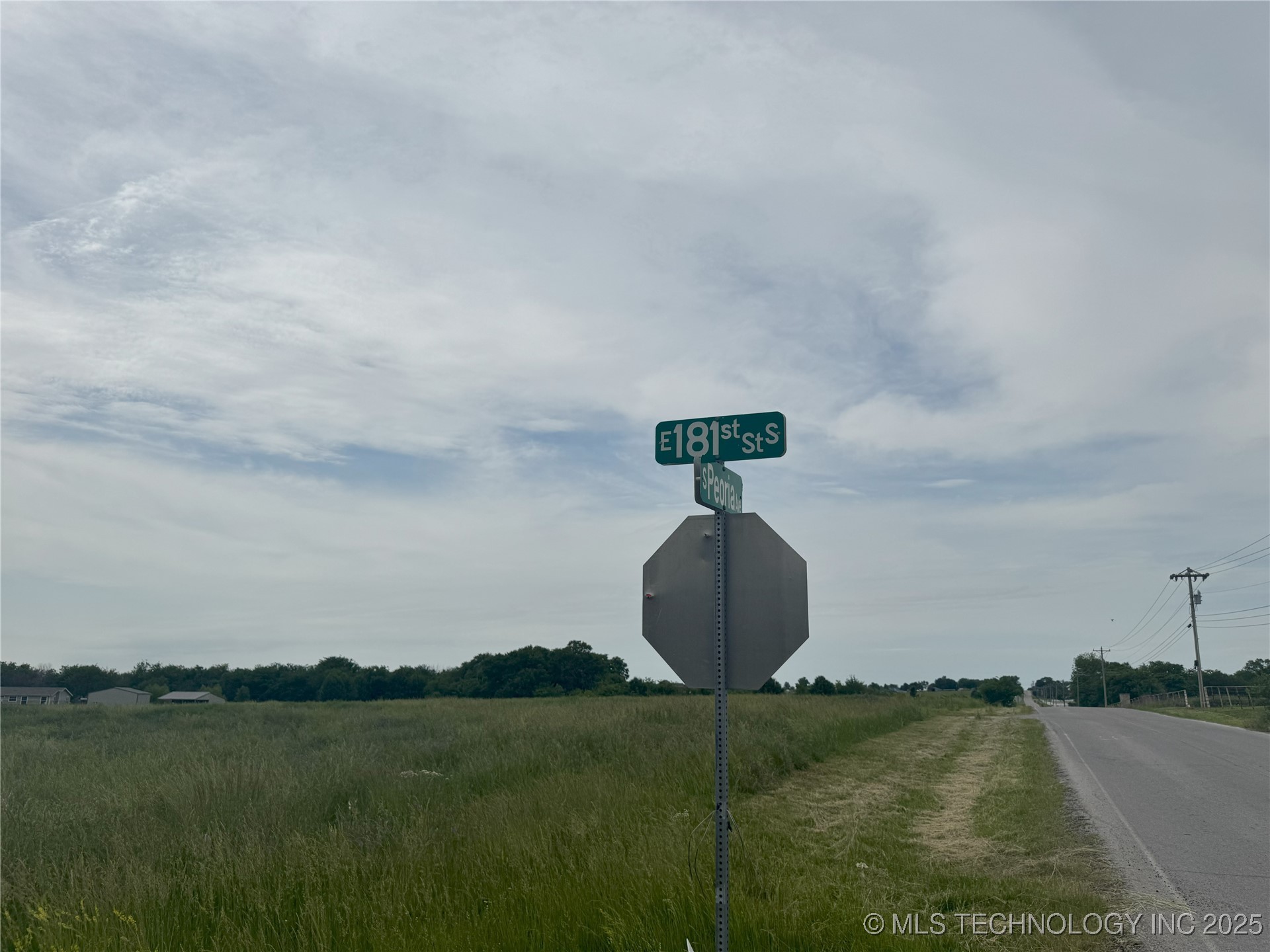 18034 S Peoria Avenue Property Photo