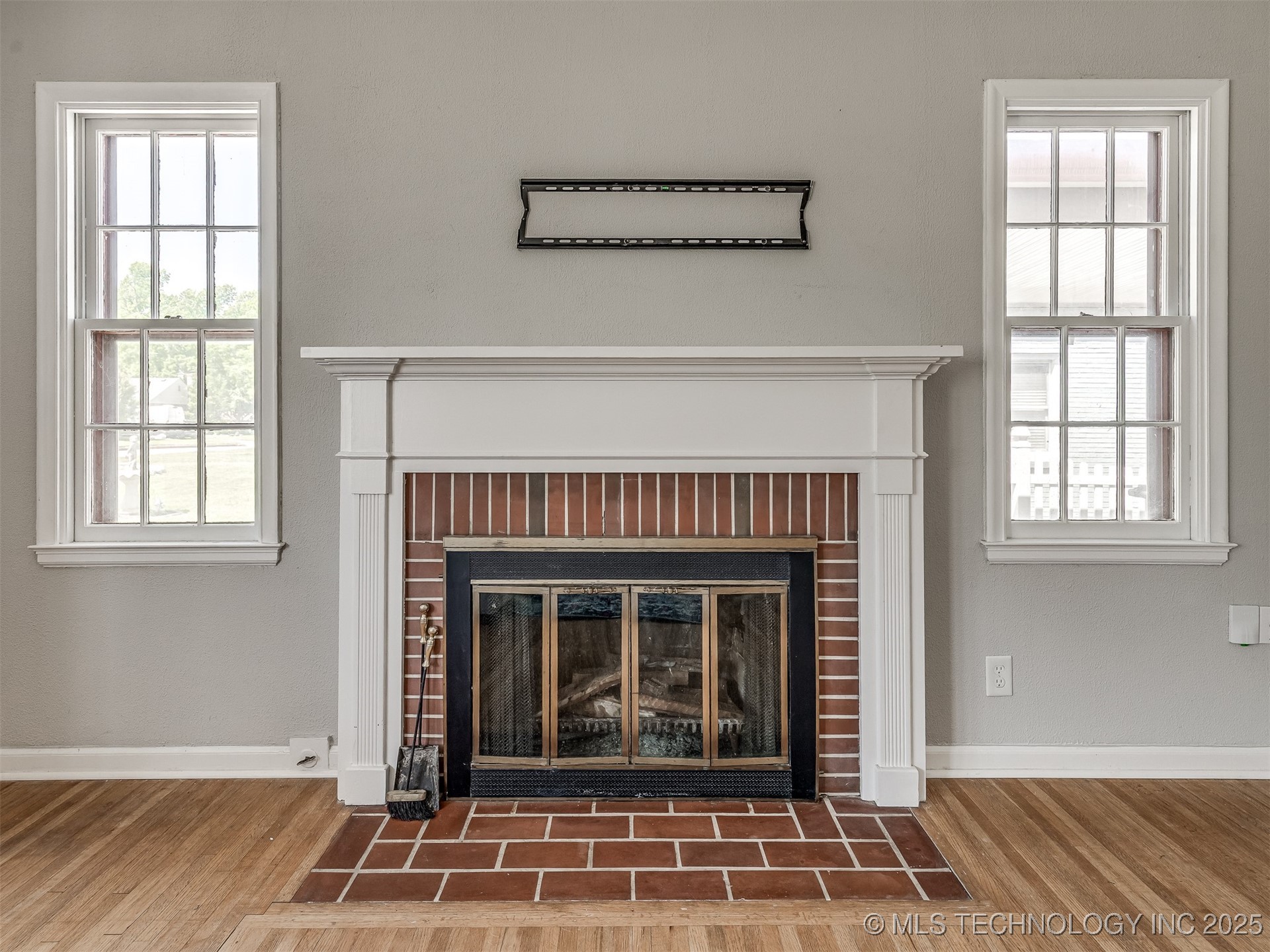 3923 E 11th Place Property Photo 10