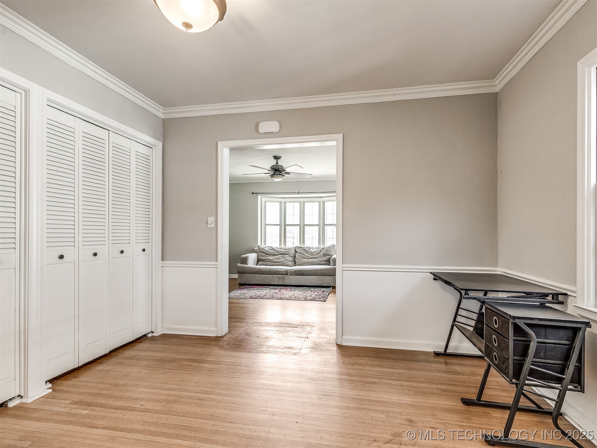 3923 E 11th Place Property Photo 11