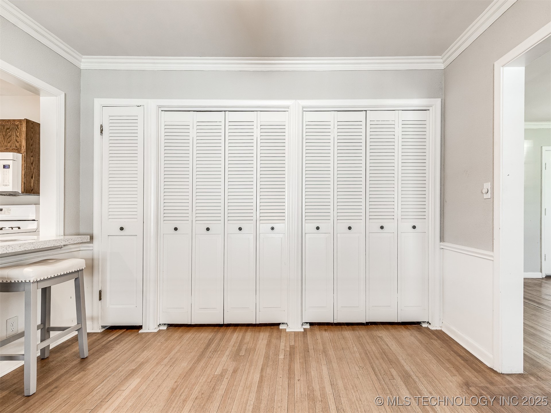 3923 E 11th Place Property Photo 12