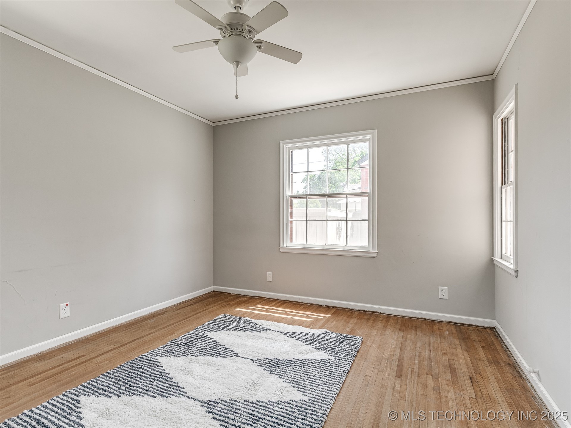 3923 E 11th Place Property Photo 23