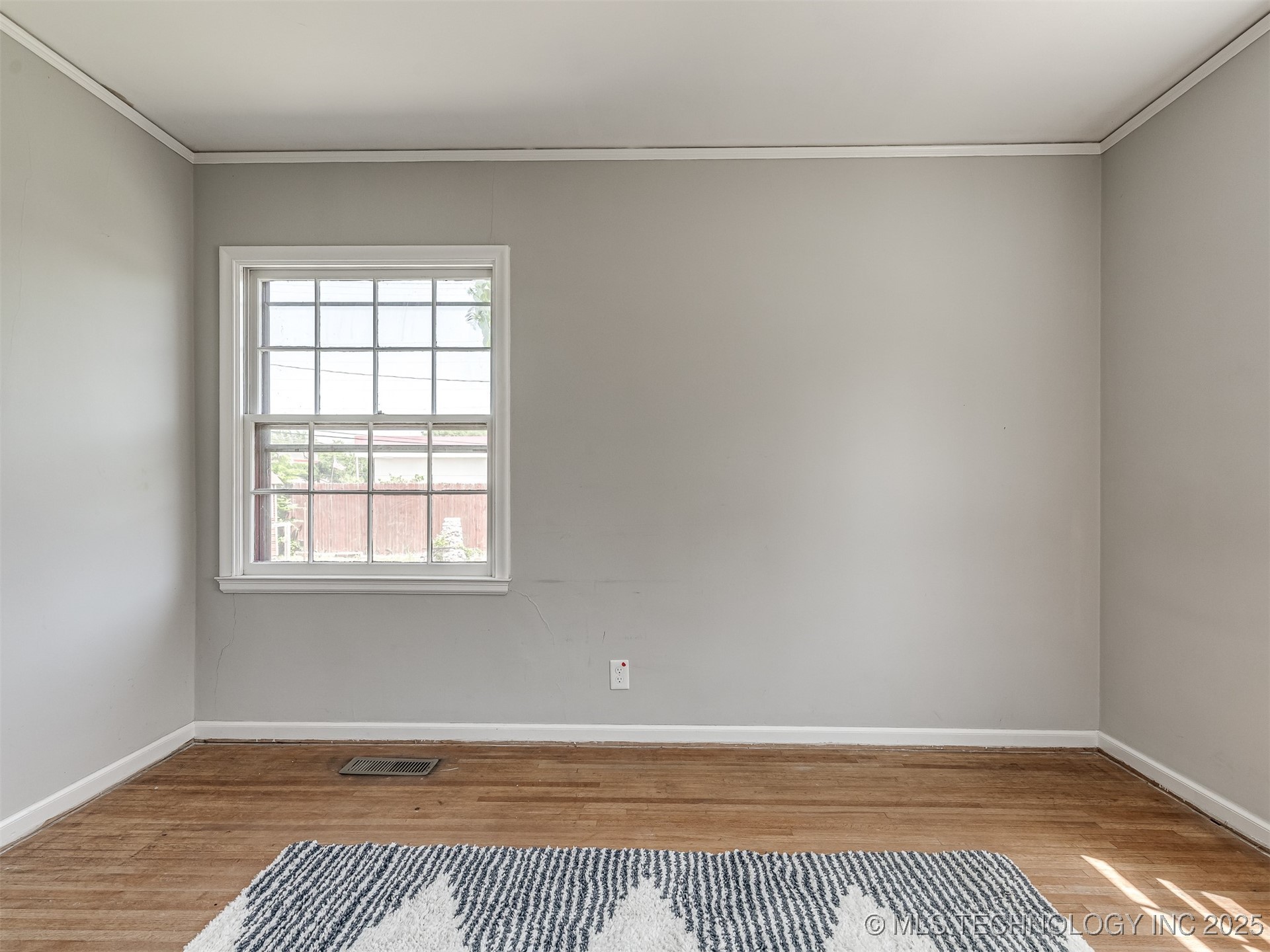 3923 E 11th Place Property Photo 24