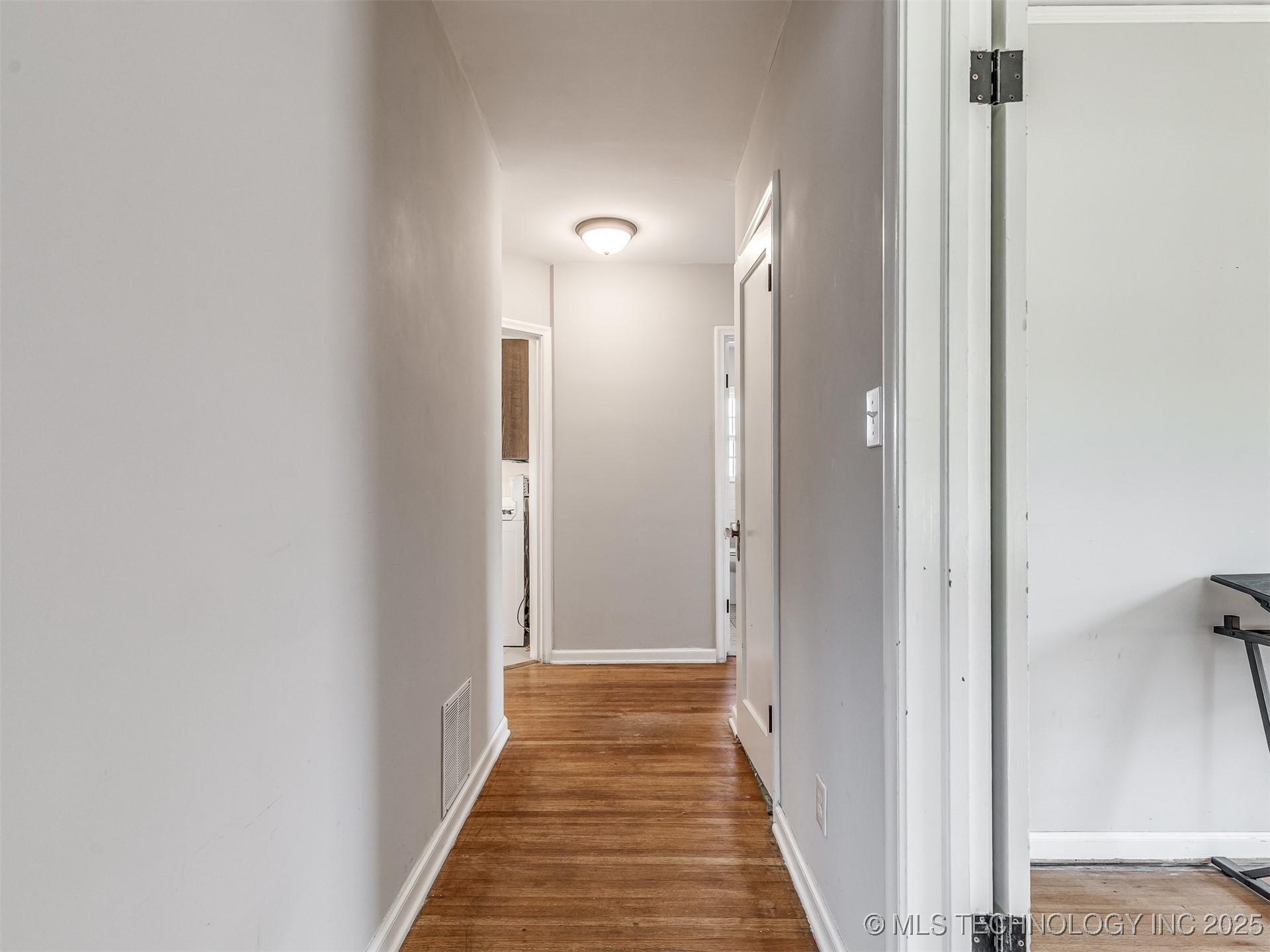 3923 E 11th Place Property Photo 30