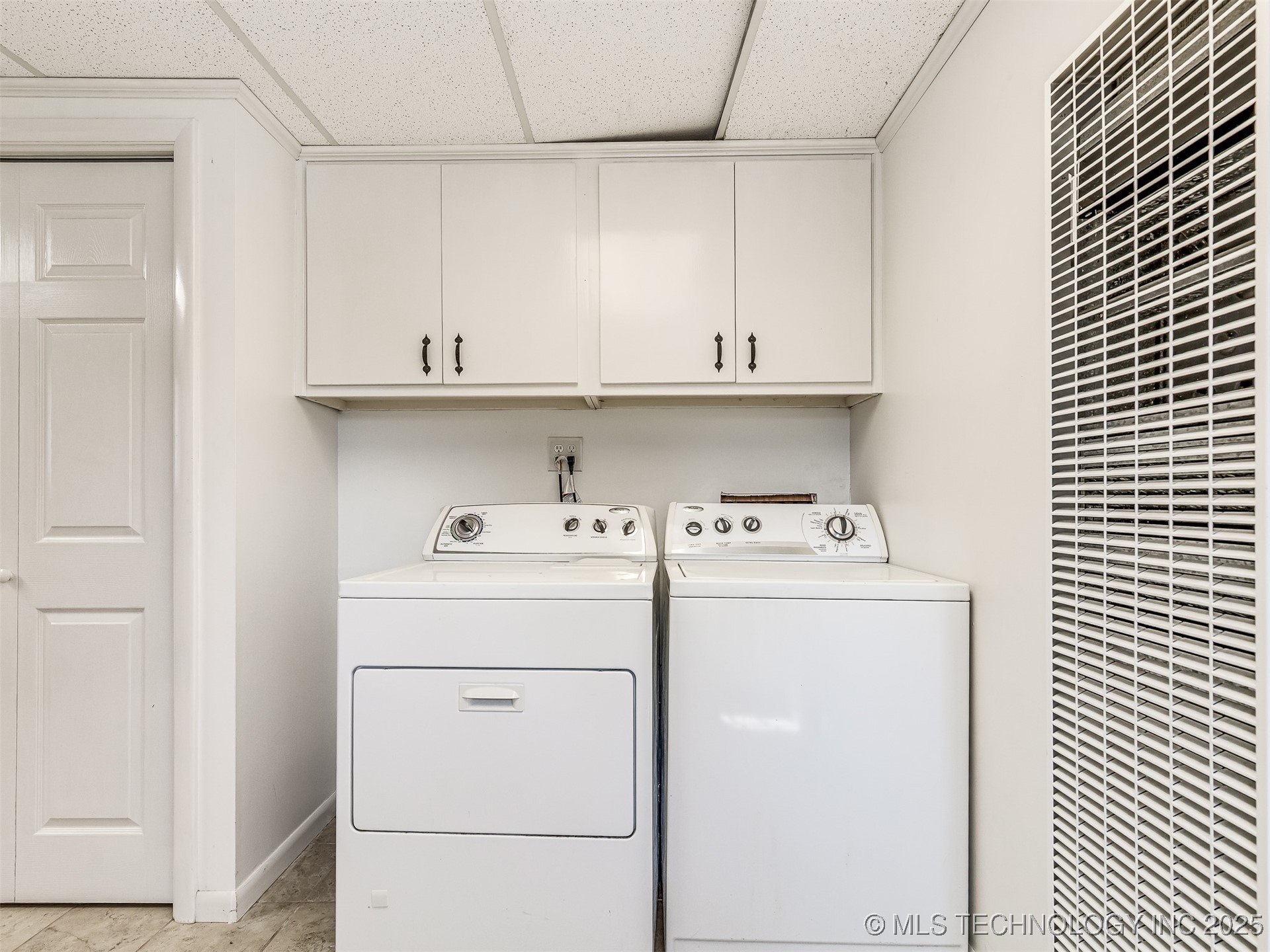 3923 E 11th Place Property Photo 35