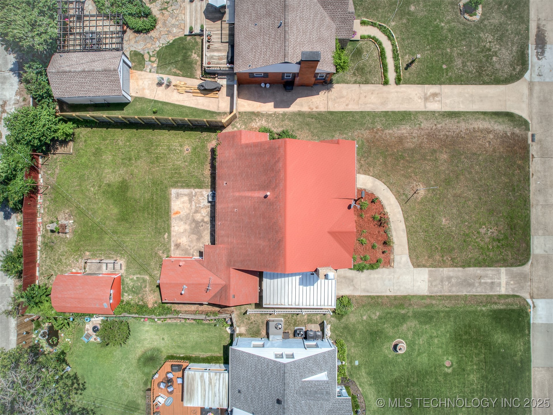 3923 E 11th Place Property Photo 42