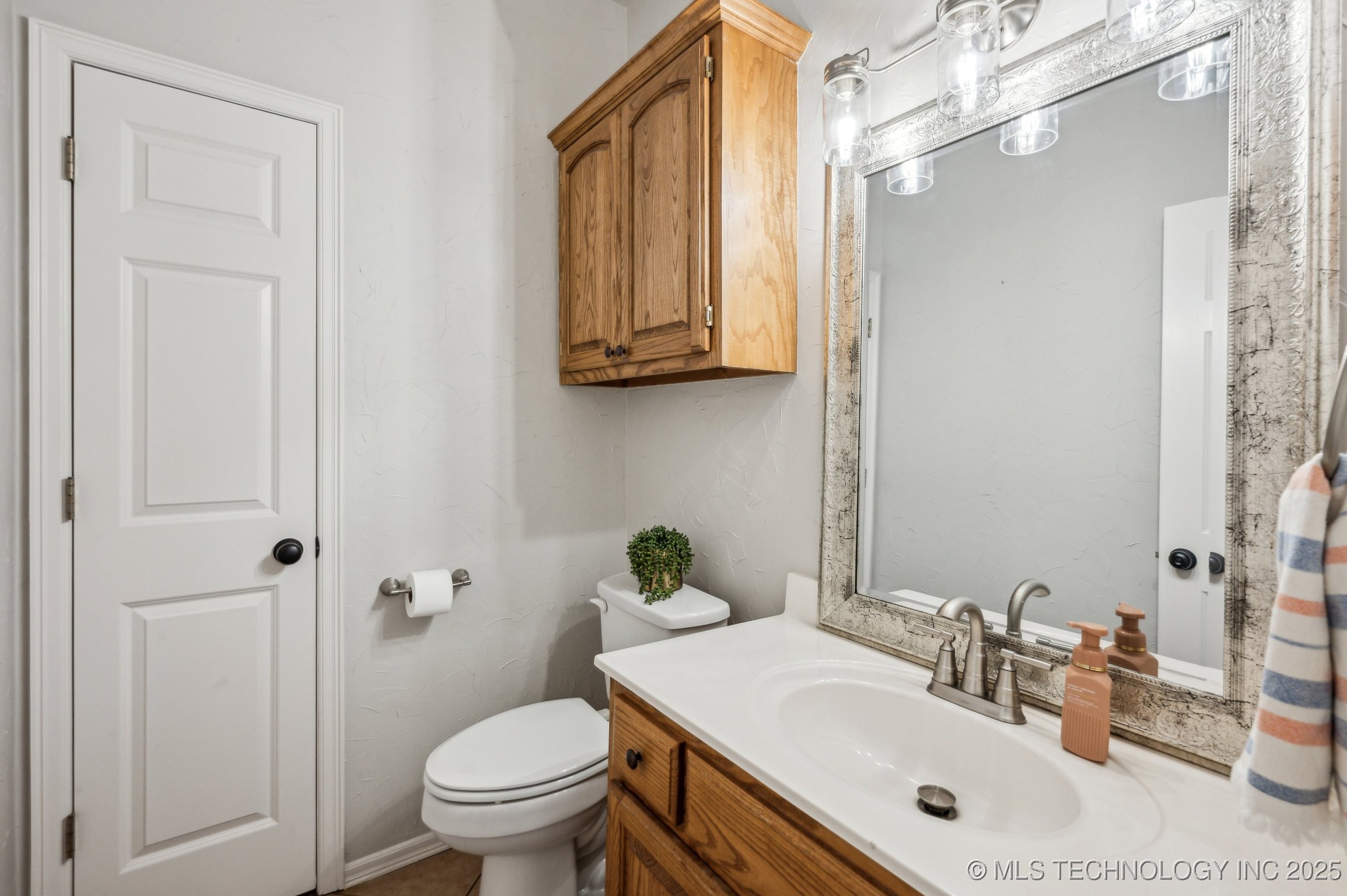 3305 N Oak Avenue Property Photo 16