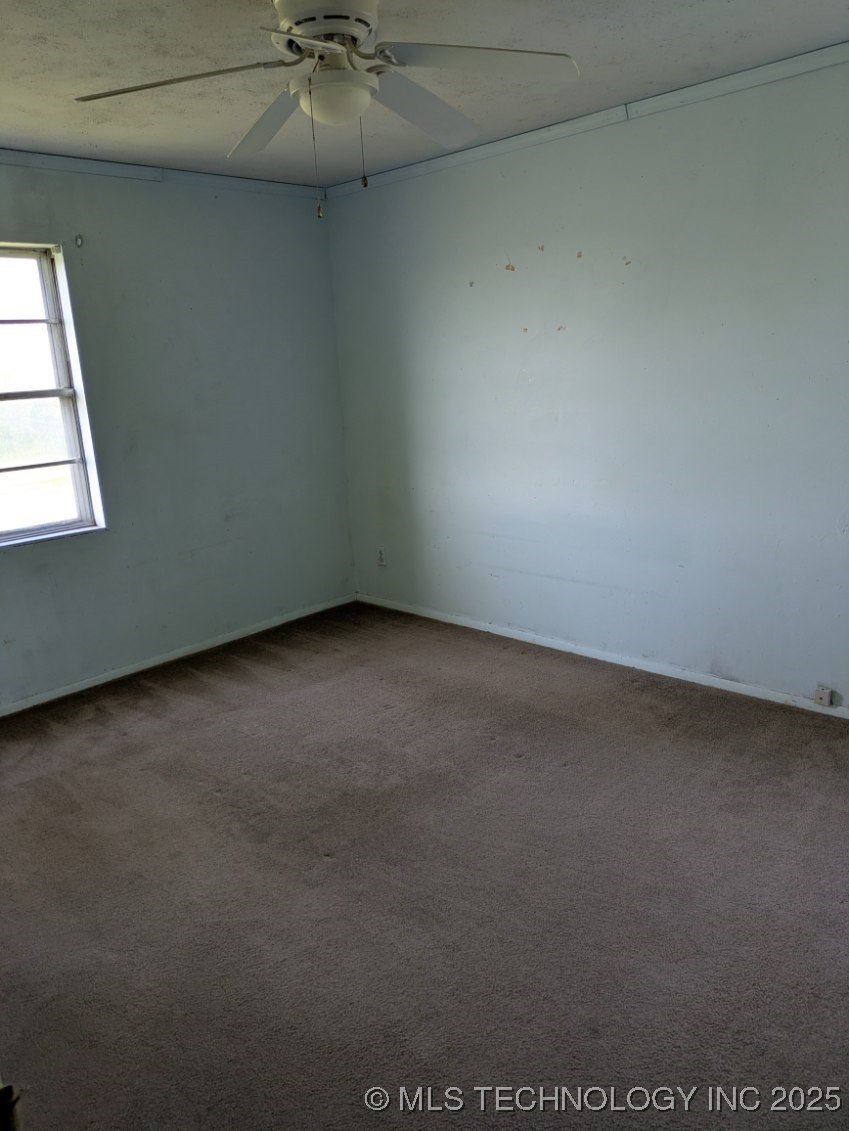 115 W Lisa Lane Property Photo 8