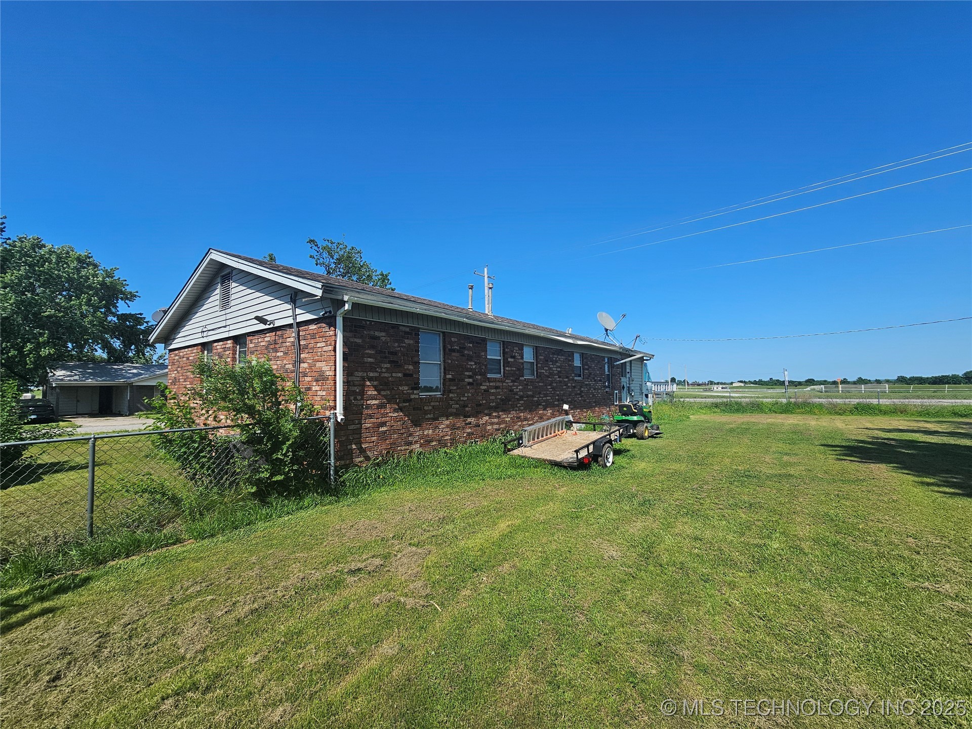 115 W Lisa Lane Property Photo 15