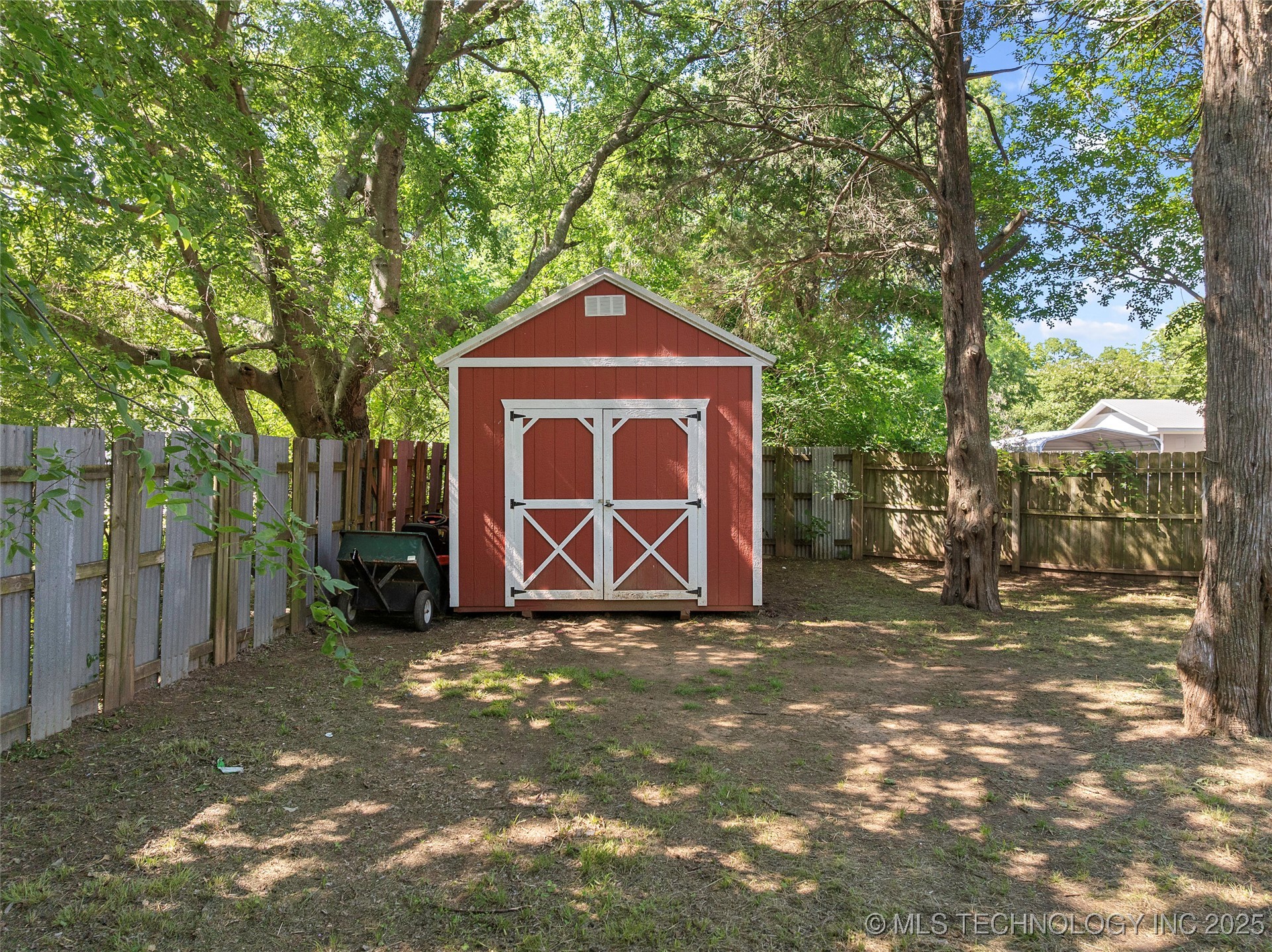 532 Hammers Road Property Photo 10