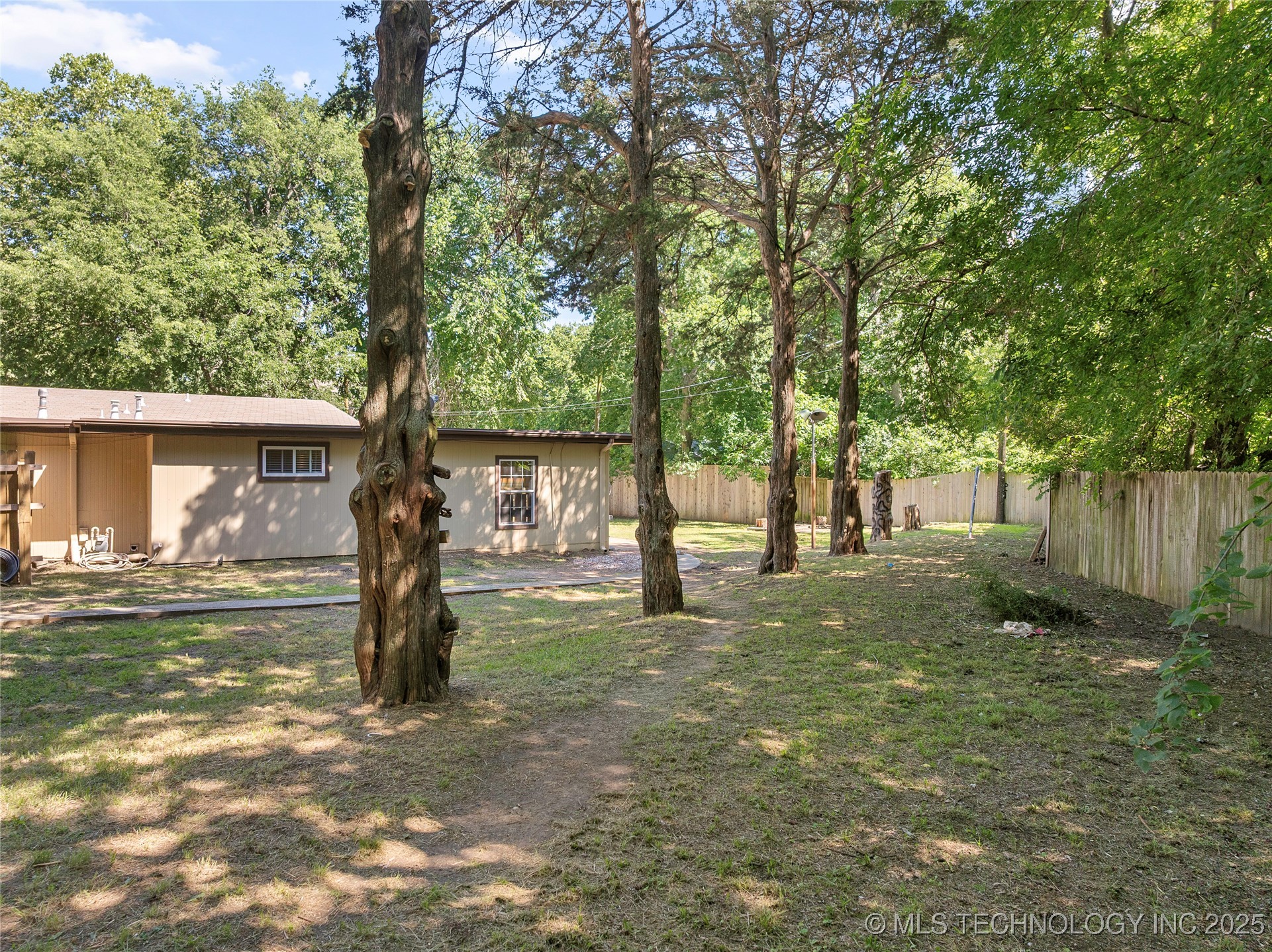 532 Hammers Road Property Photo 13