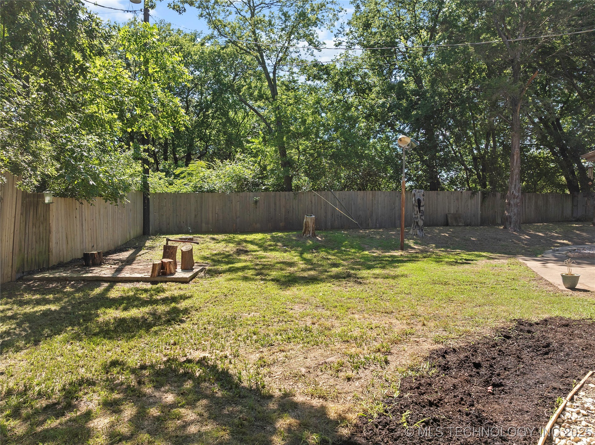 532 Hammers Road Property Photo 15