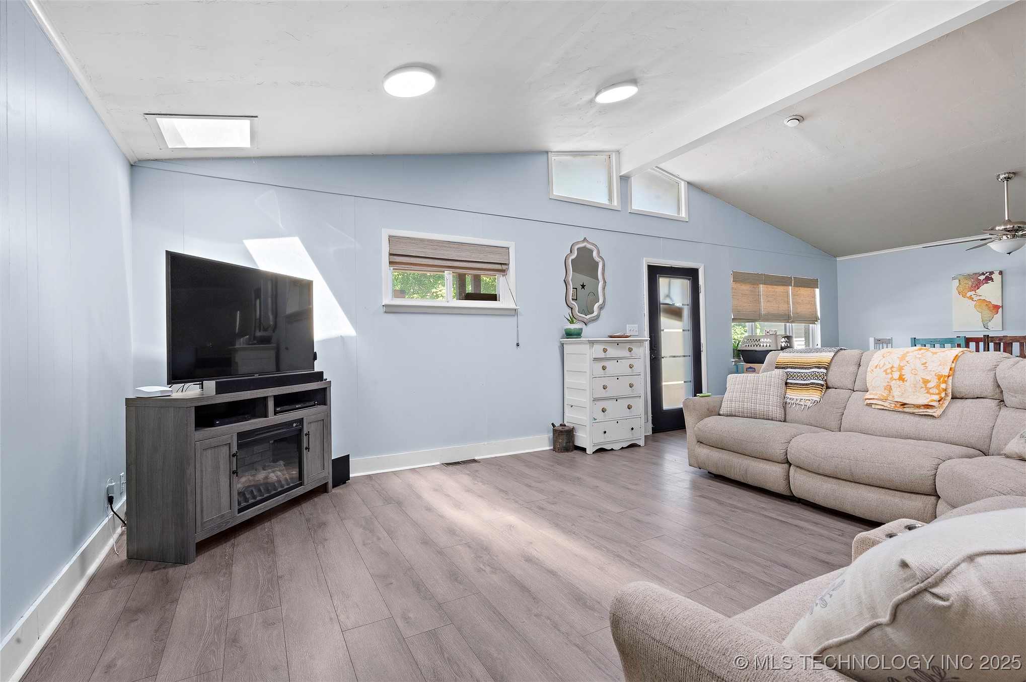 532 Hammers Road Property Photo 18
