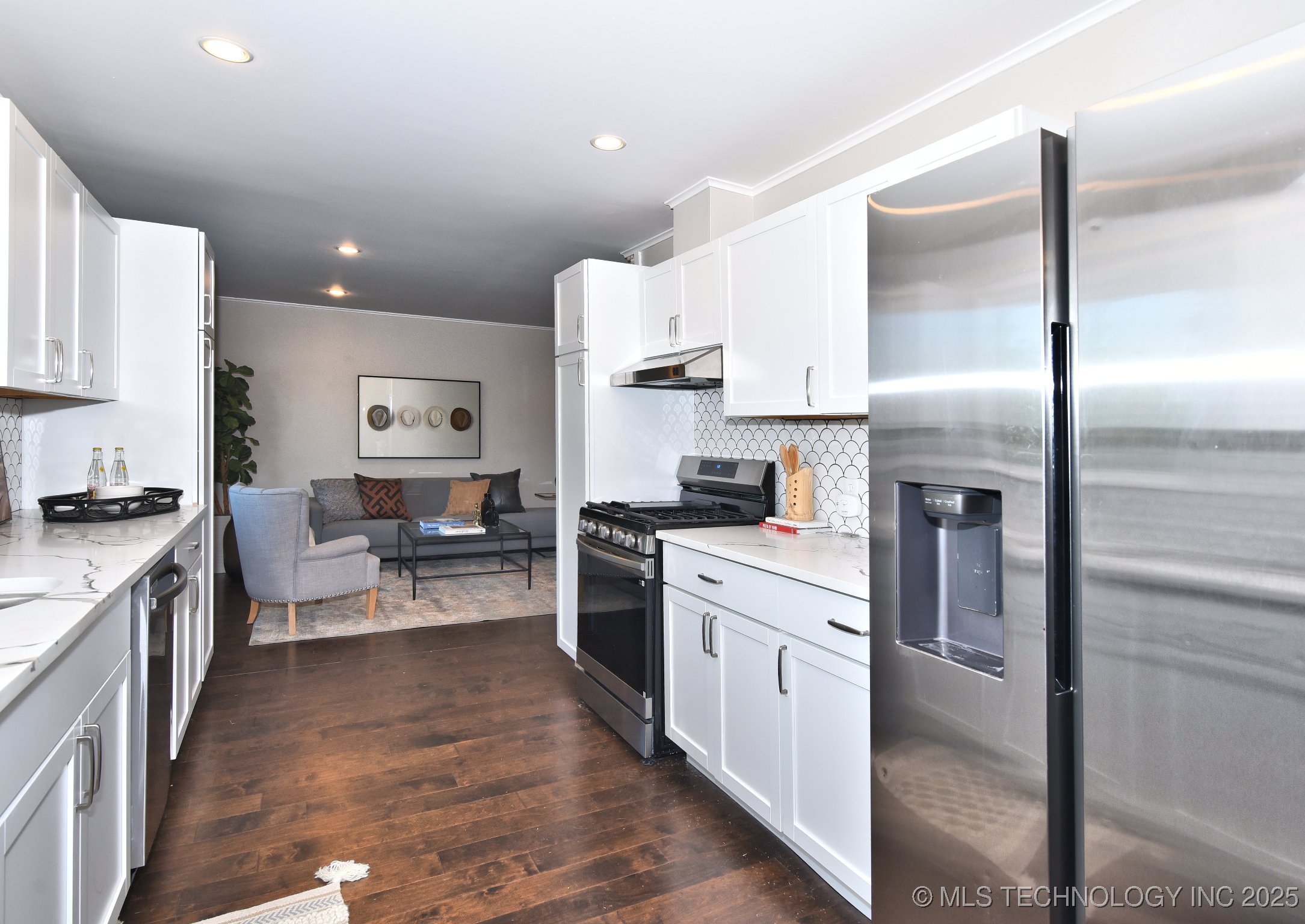 4571 W 64th Place Property Photo 6