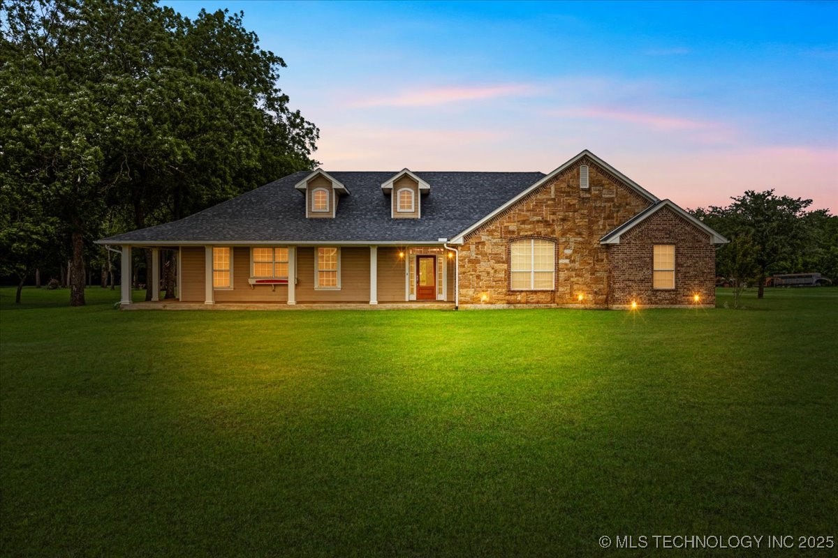 2259 E Rodeo Road Property Photo