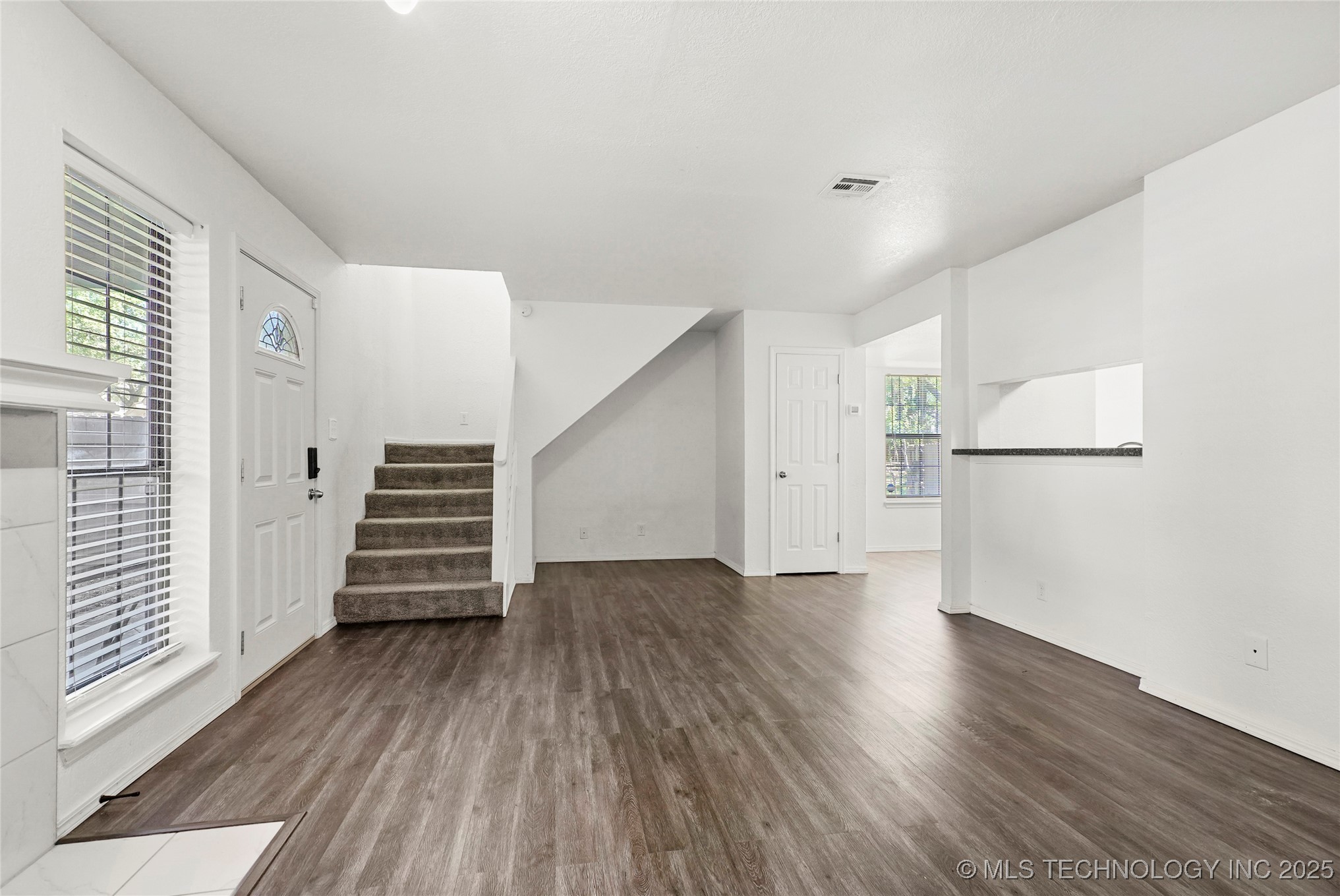 7911 E 66th Street 45h Property Photo 6