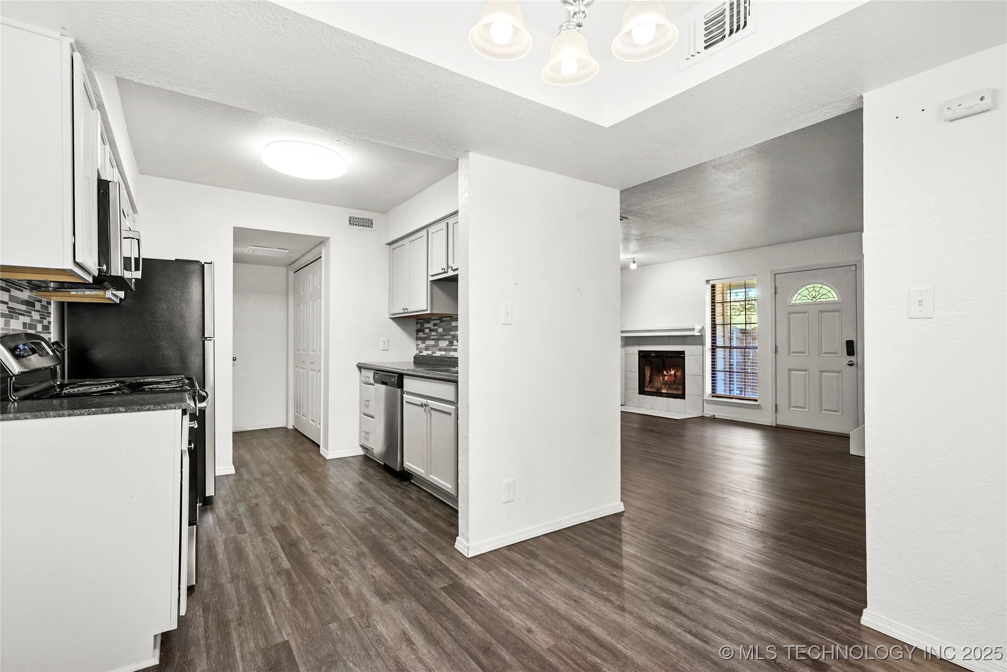 7911 E 66th Street 45h Property Photo 10