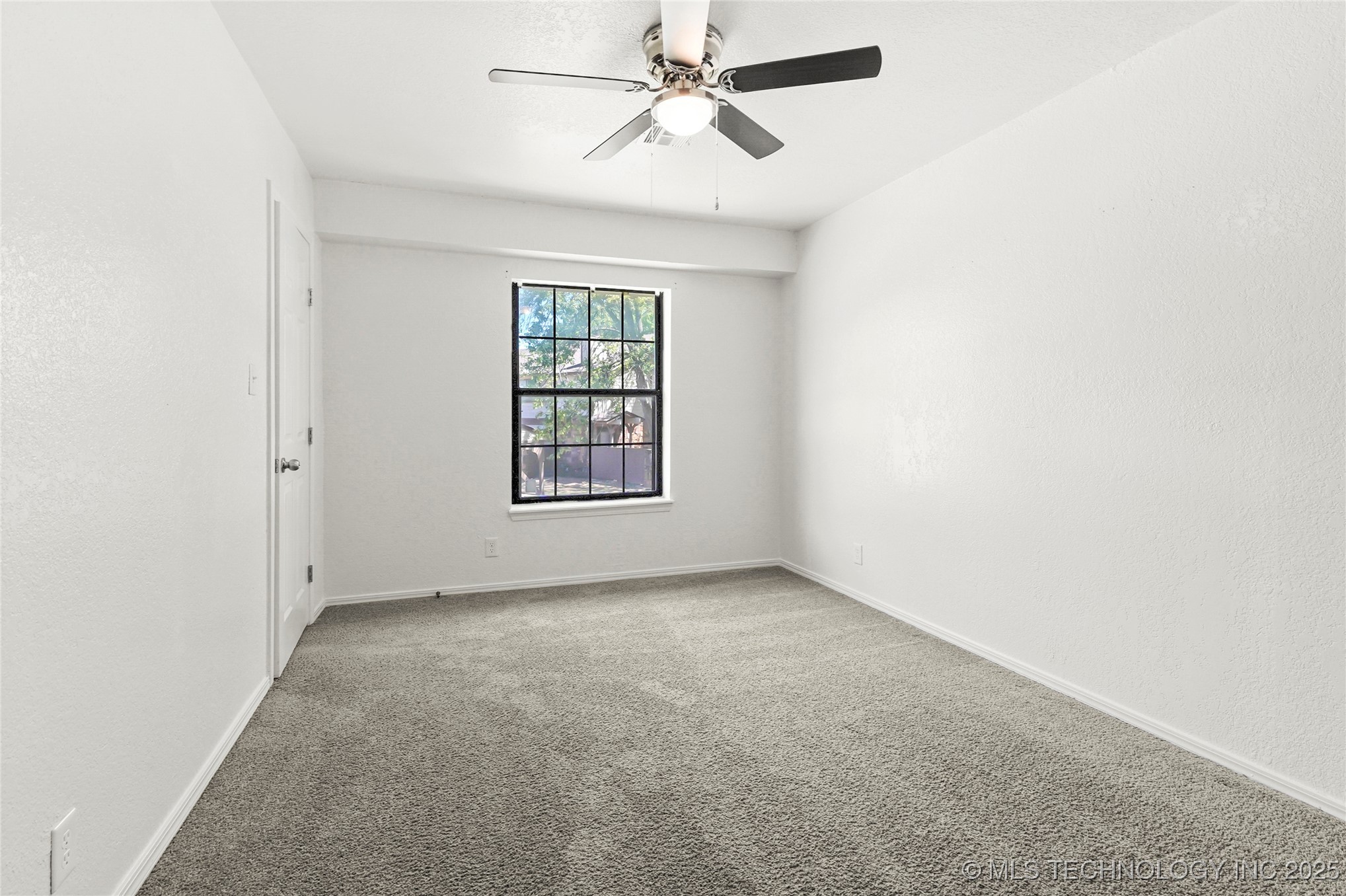 7911 E 66th Street 45h Property Photo 20