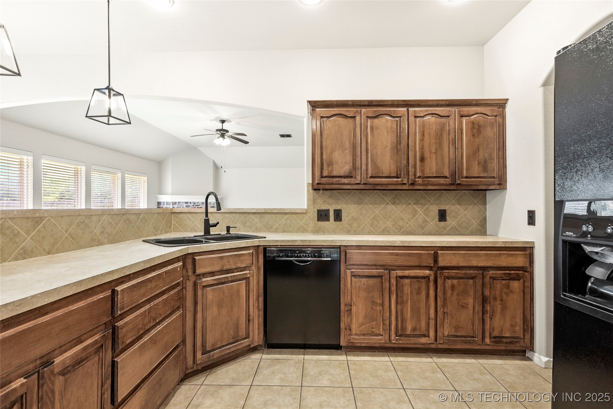 4611 N 36th Place Property Photo 11