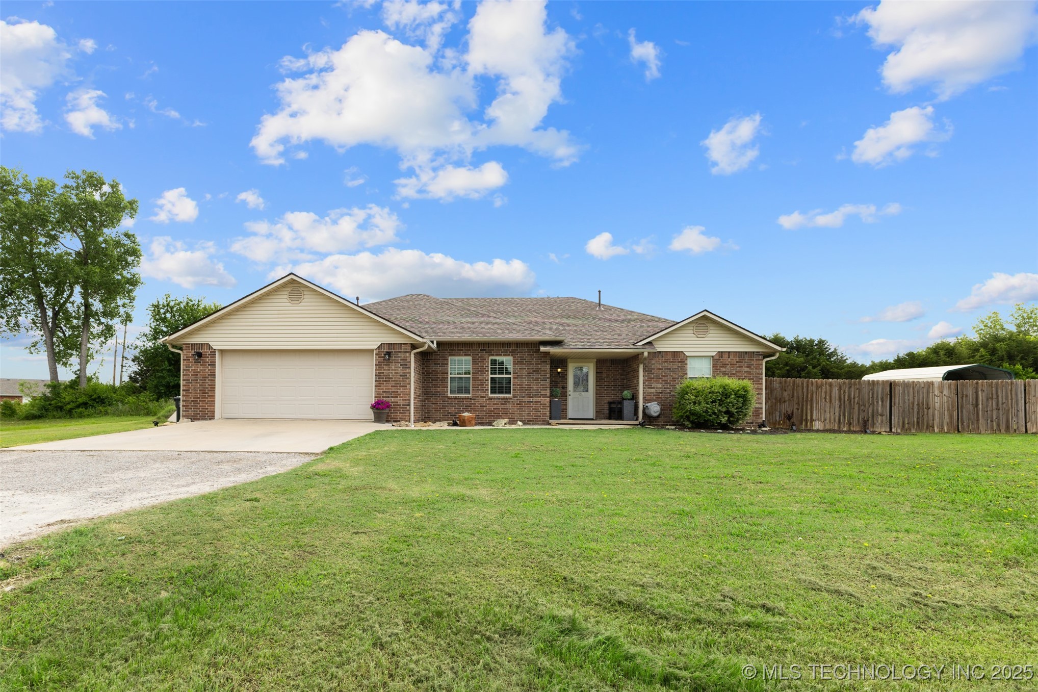 15450 County Road 3537 Property Photo 1