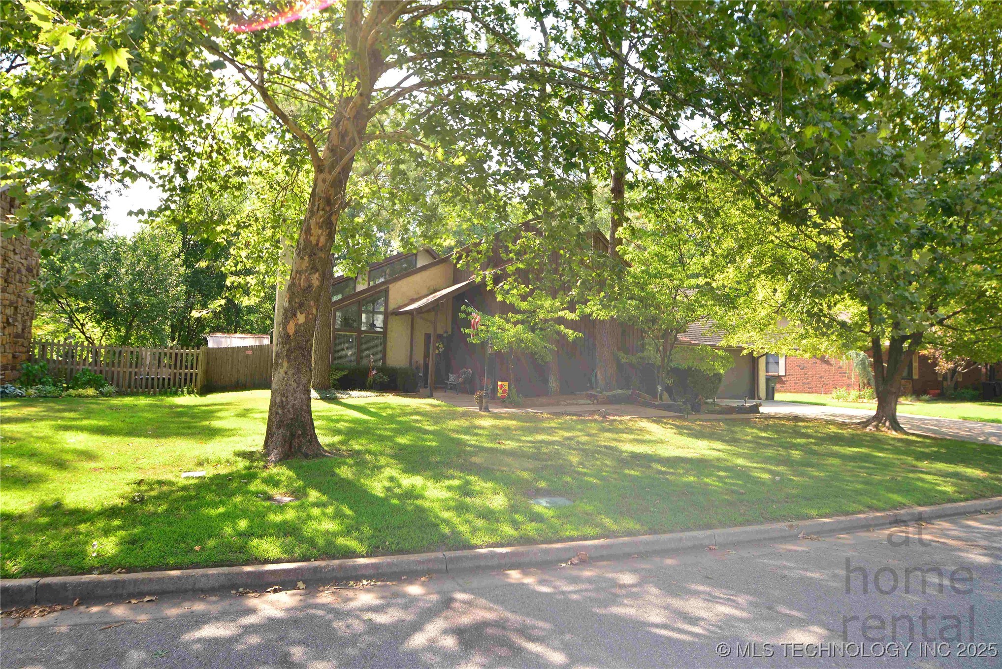 8316 S Pittsburg Avenue Property Photo