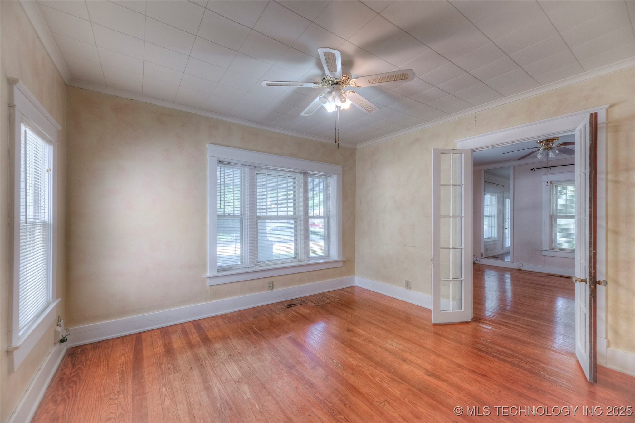 234 E Freeport Street Property Photo 8