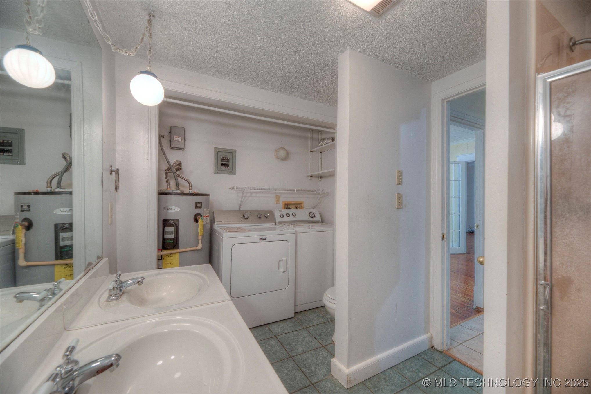 234 E Freeport Street Property Photo 21