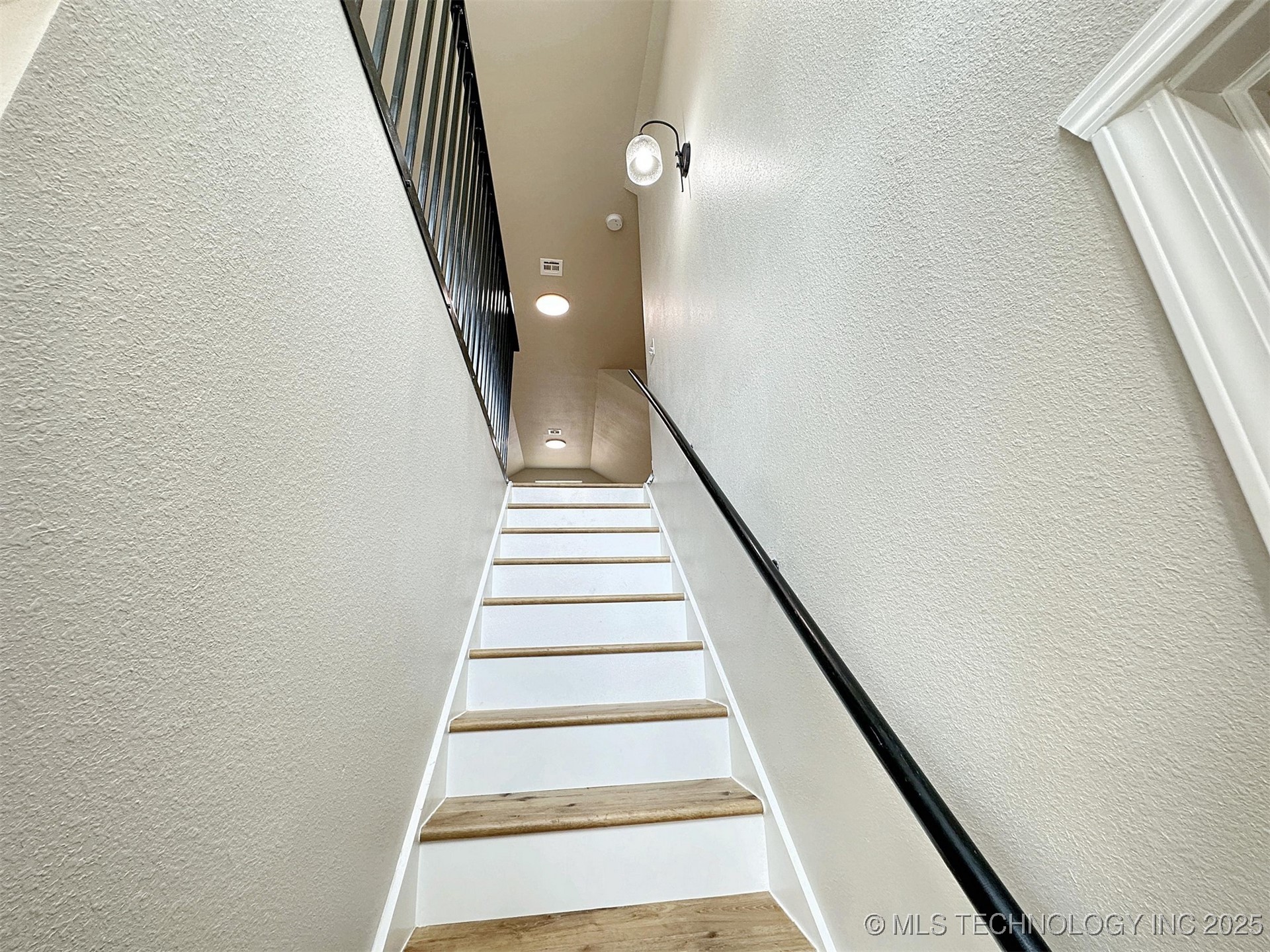 260 Hickory Drive Property Photo 25