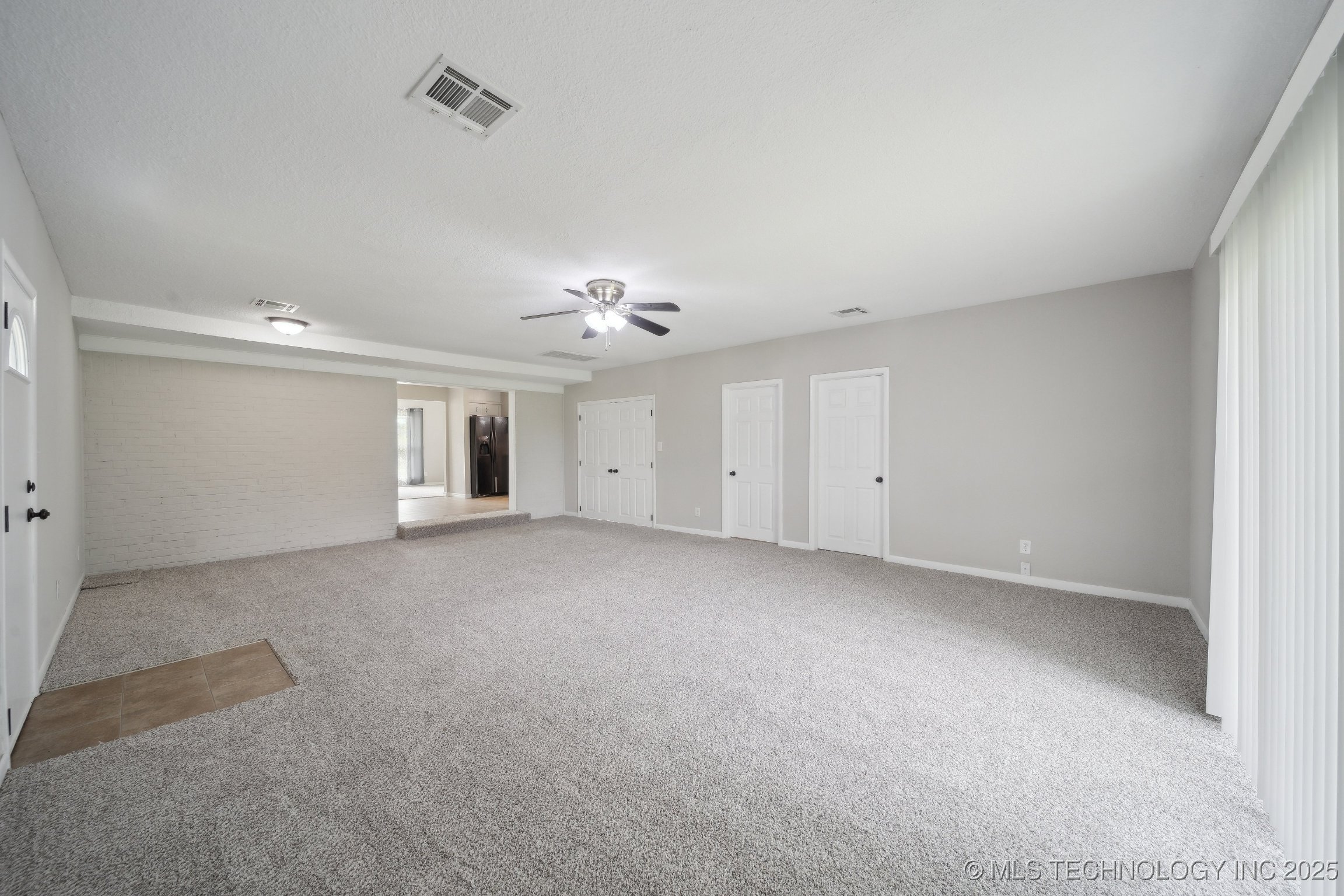 128 Suburban Lane Property Photo 16