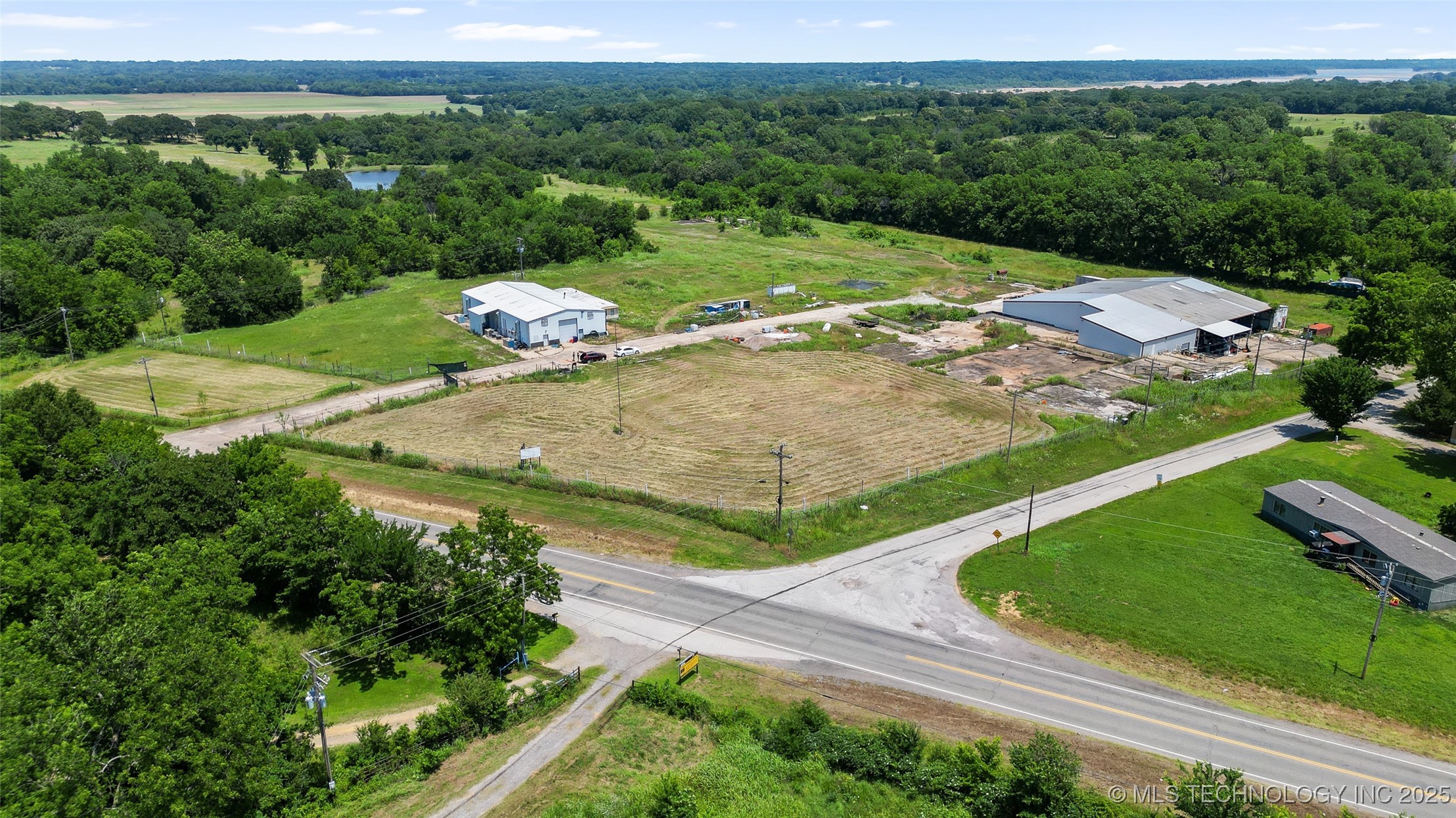 18567 Us Hwy 64 Property Photo