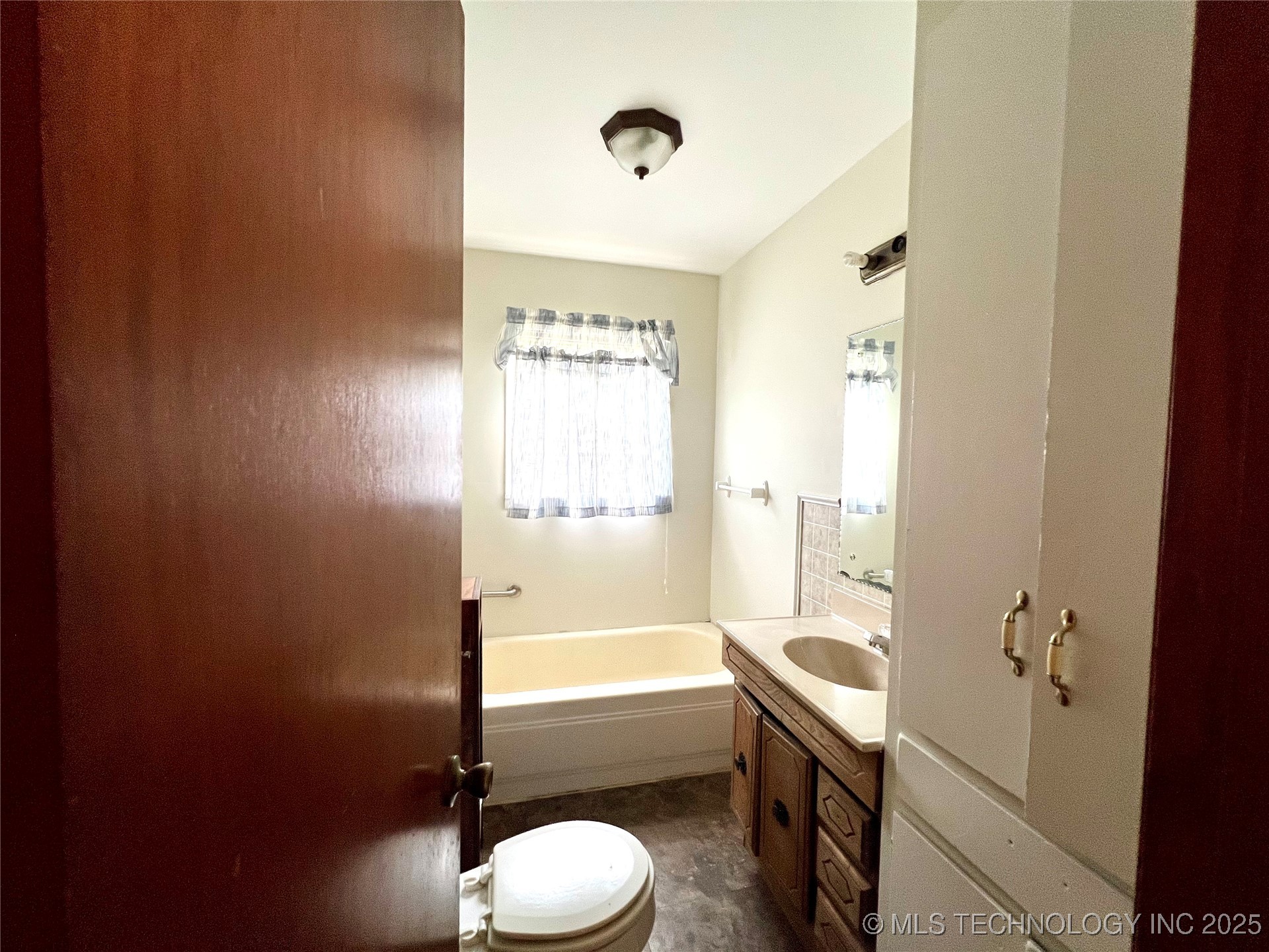 503 Ne 4th Street Property Photo 8