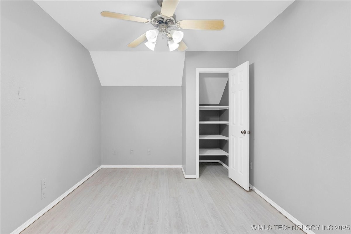 3000 S Tamarack Avenue Property Photo 46