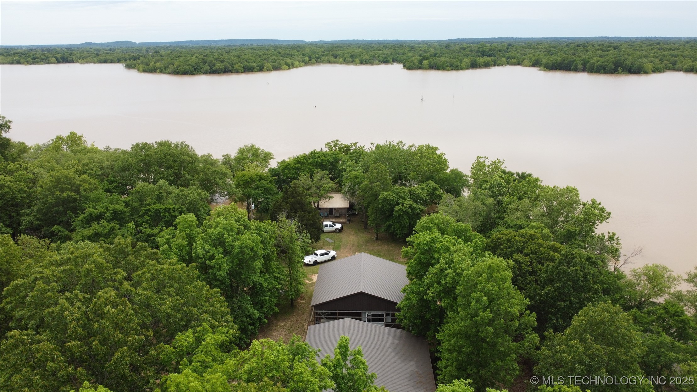 115302 S 4140 Road Property Photo 1