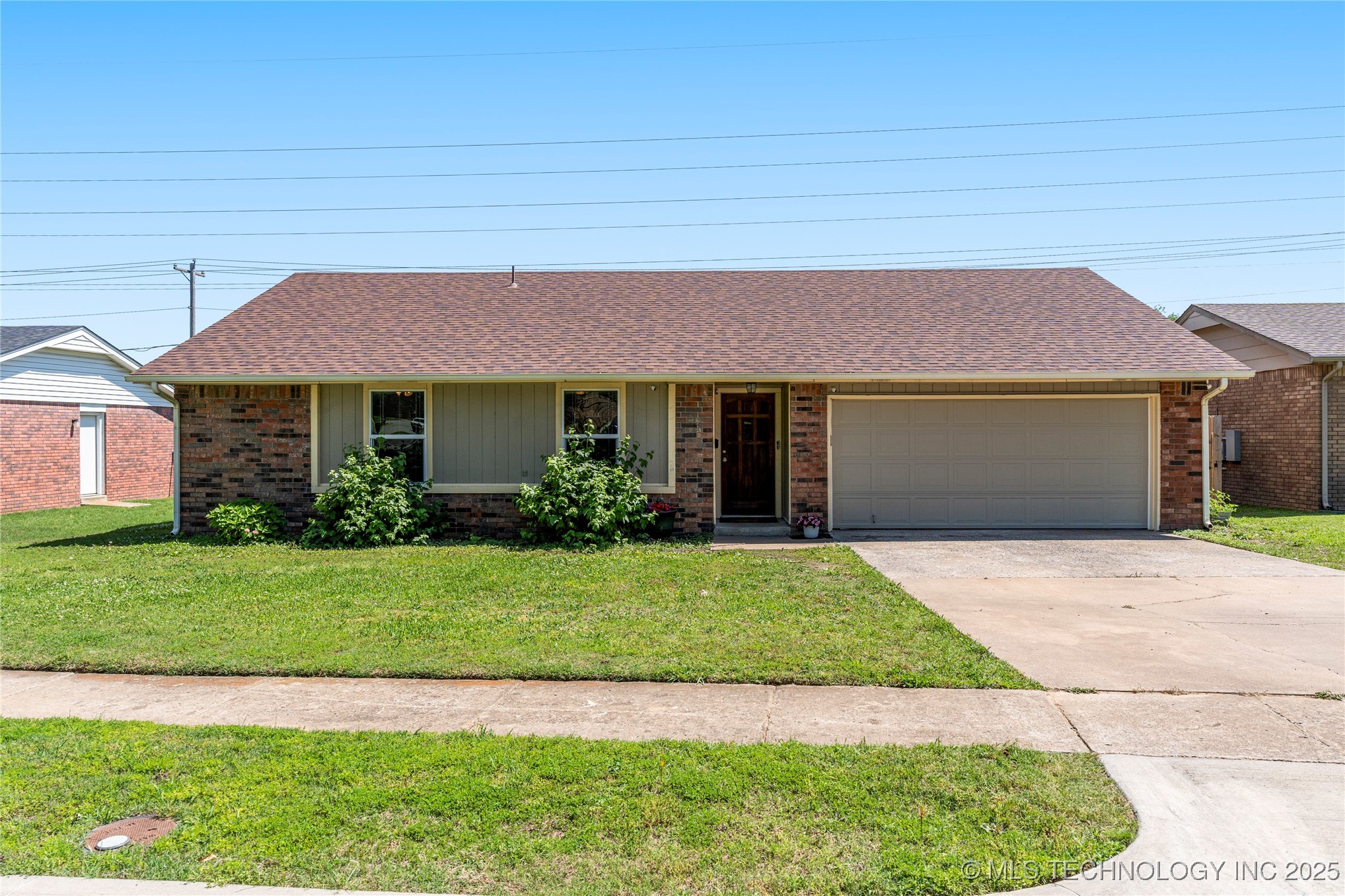 2522129 Property Photo 1