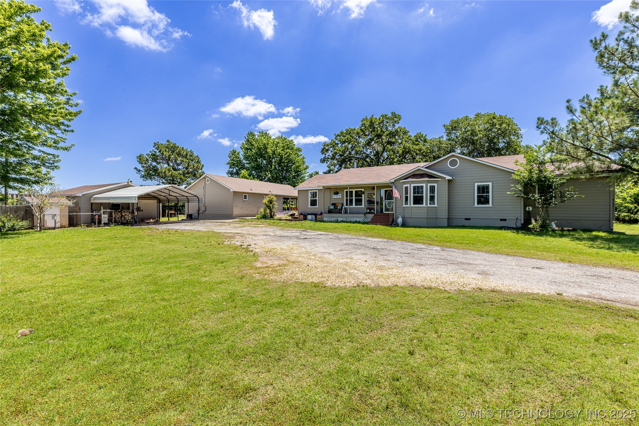 11787 S 4243 Road Property Photo 1