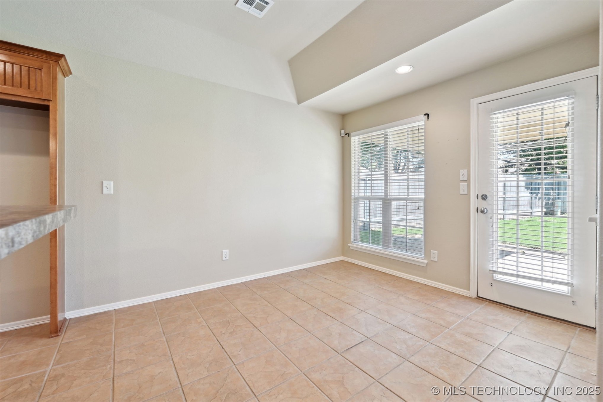 15337 E 89th Court North Property Photo 20