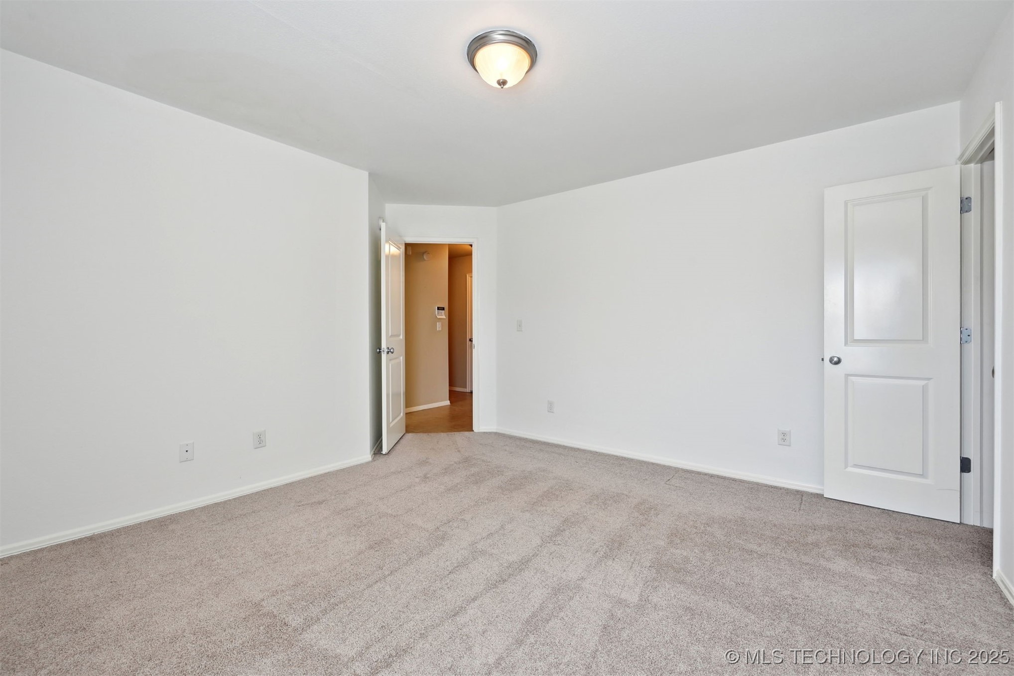 15337 E 89th Court North Property Photo 34