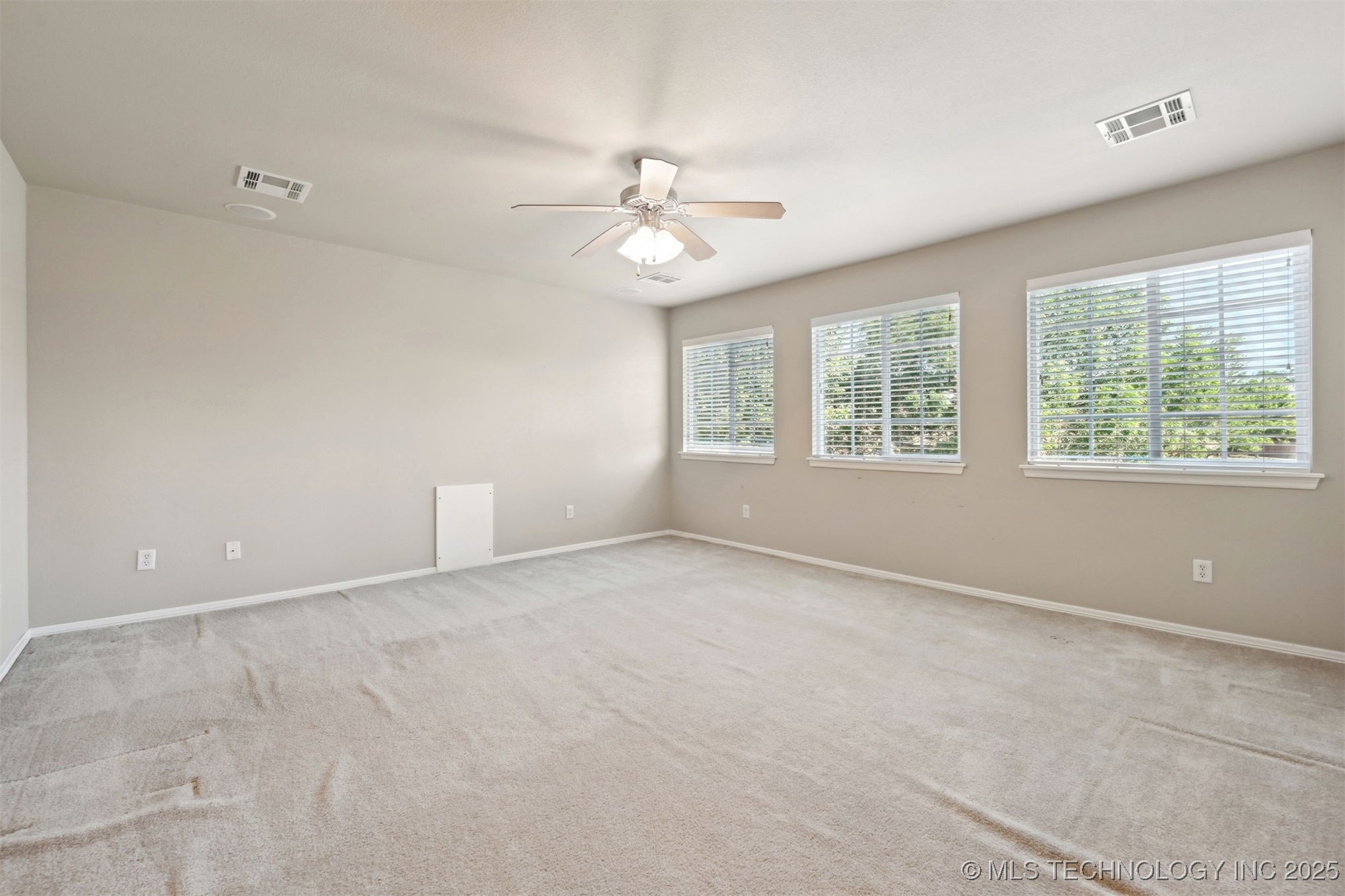 15337 E 89th Court North Property Photo 38