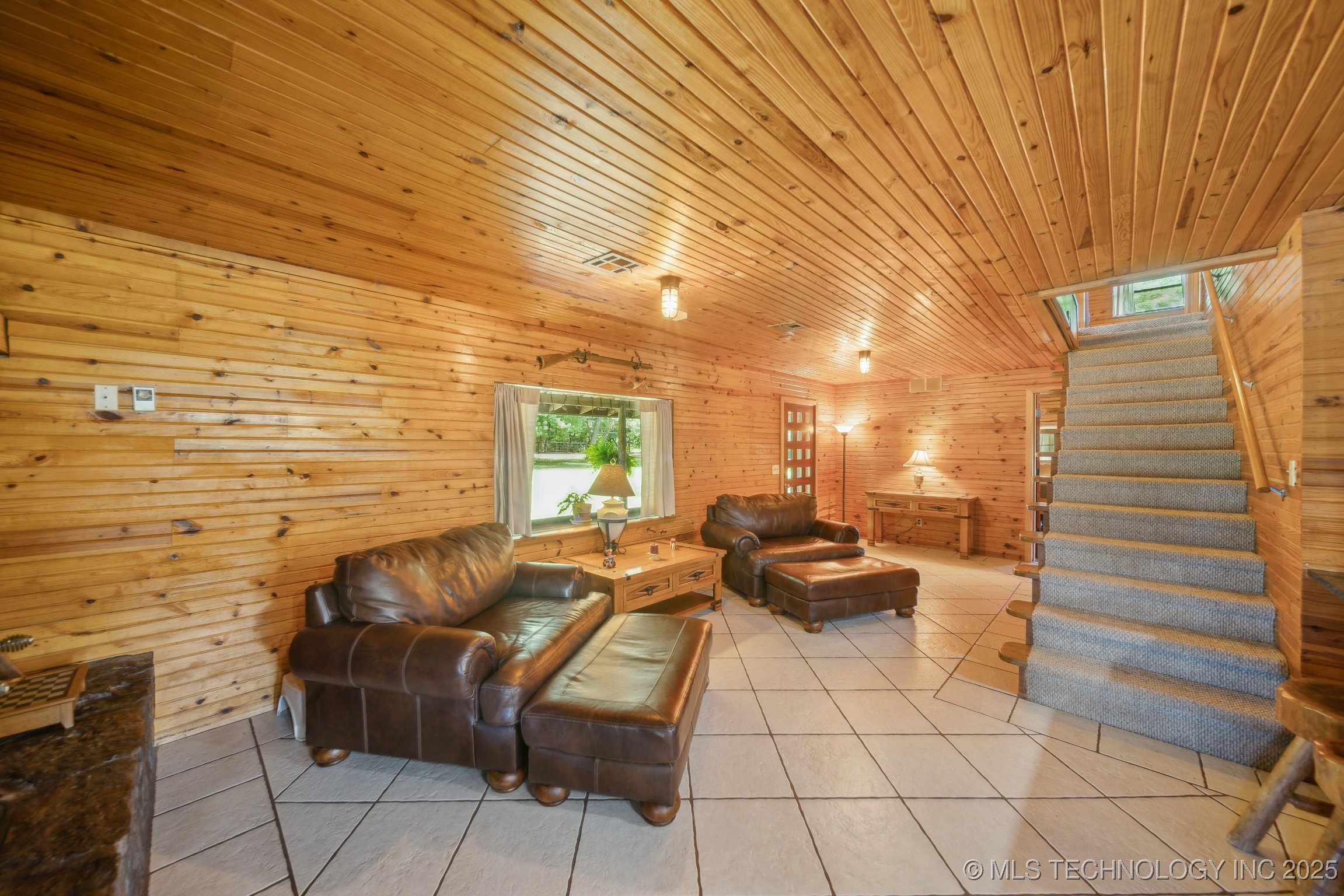 36105 S 4202 Road Property Photo 6