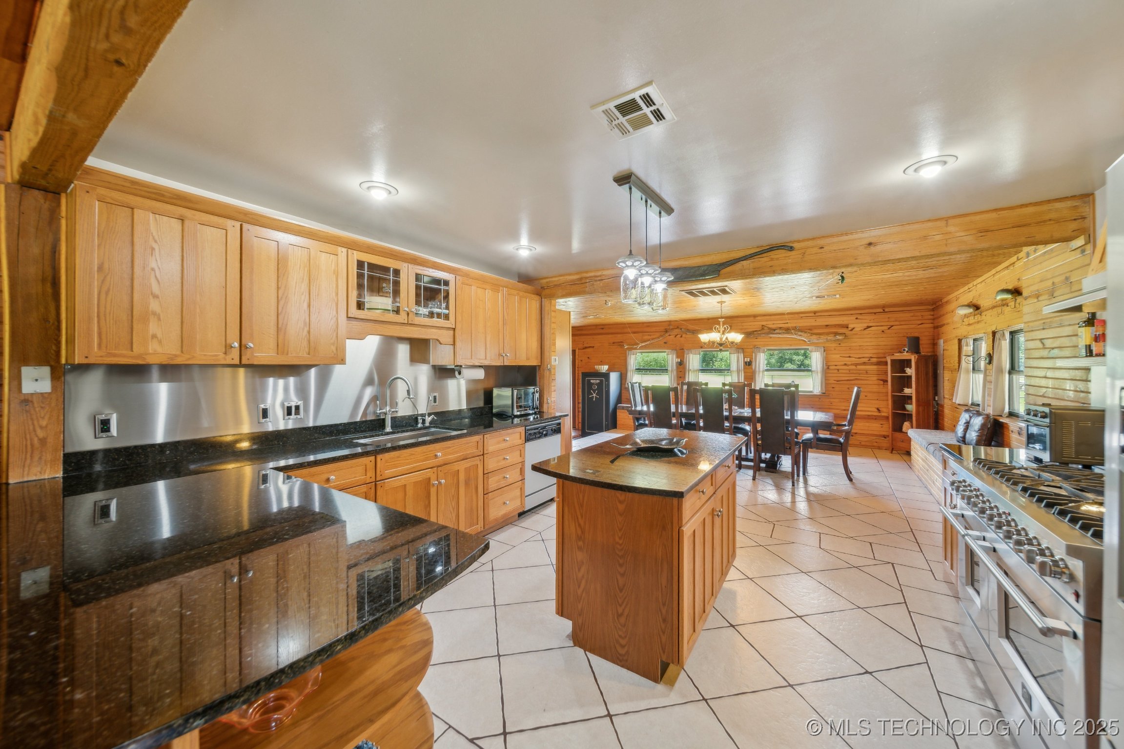 36105 S 4202 Road Property Photo 10